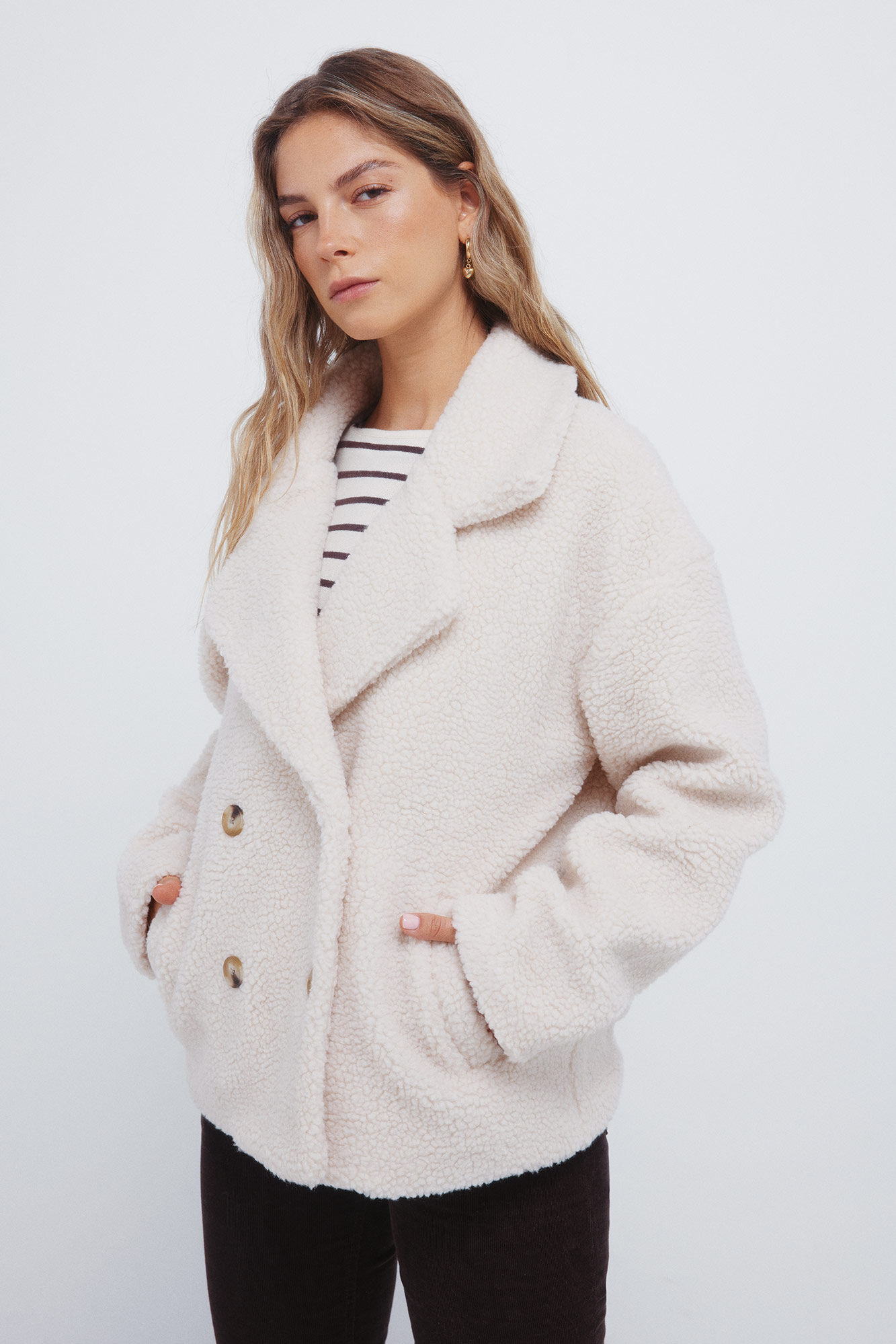 Springfield Chamarra cruzado de piel borrego nude