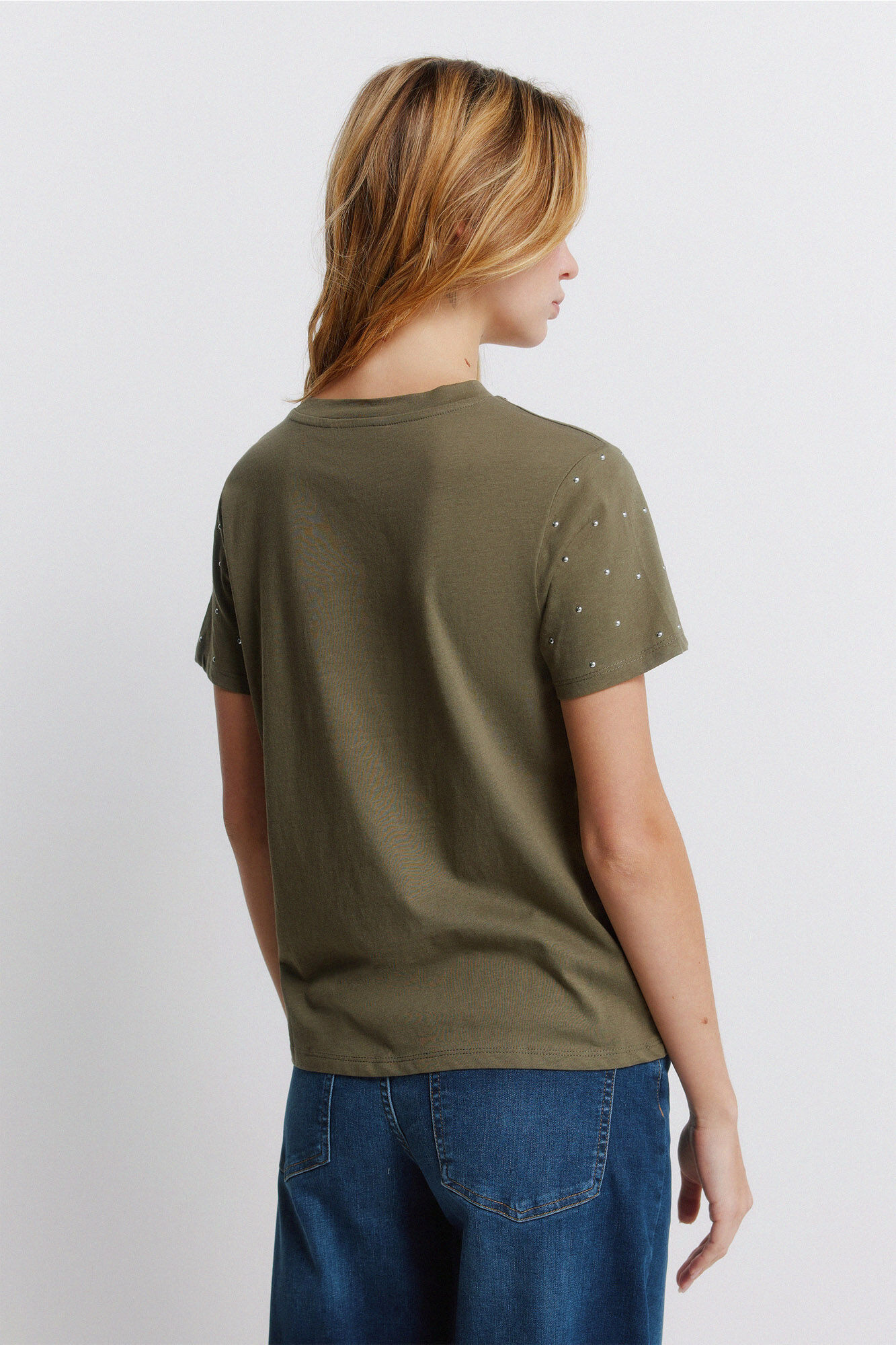 Springfield Playera manga corta con tachas caf&eacute;