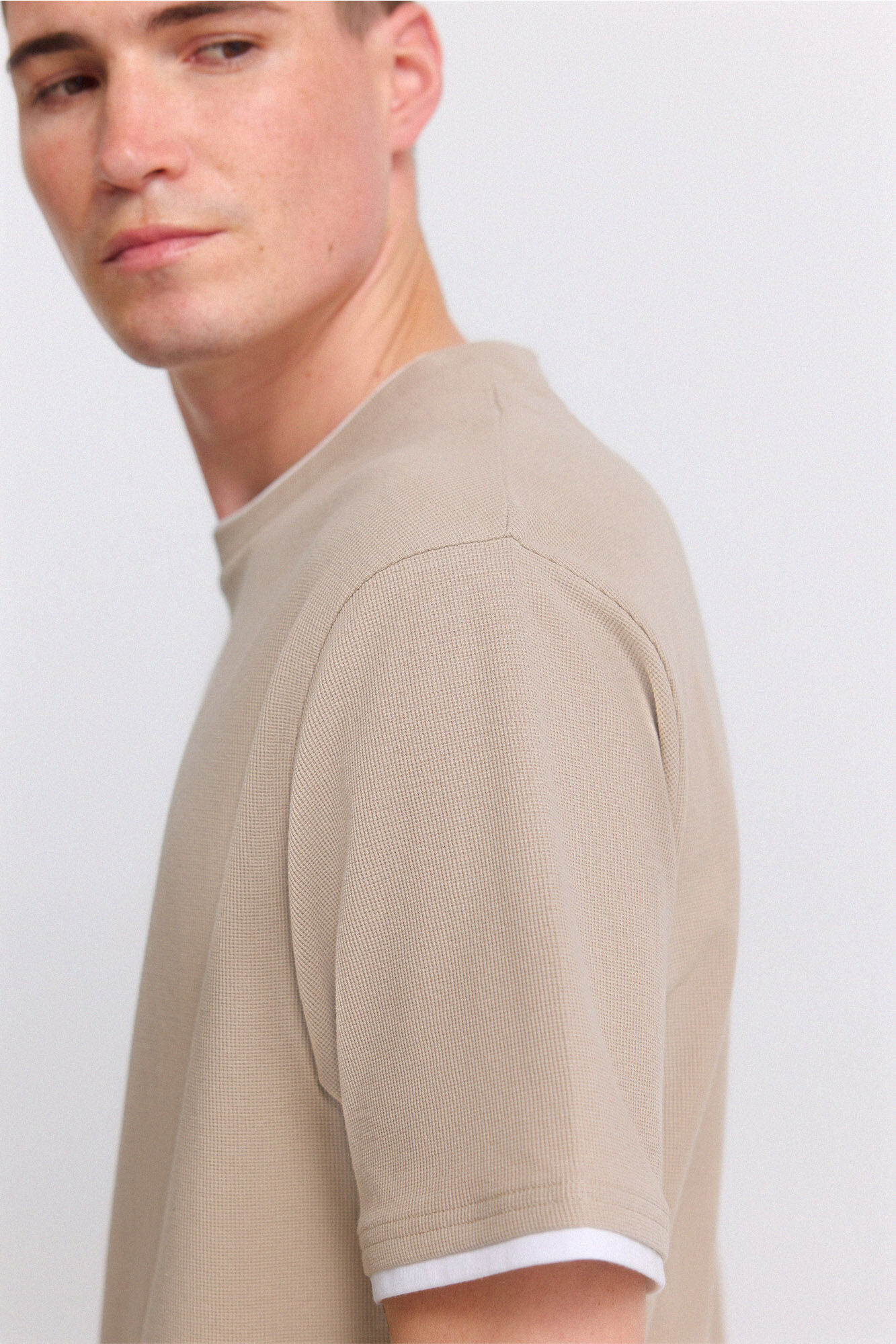 Springfield Playera de tela waffle doble caf&eacute;