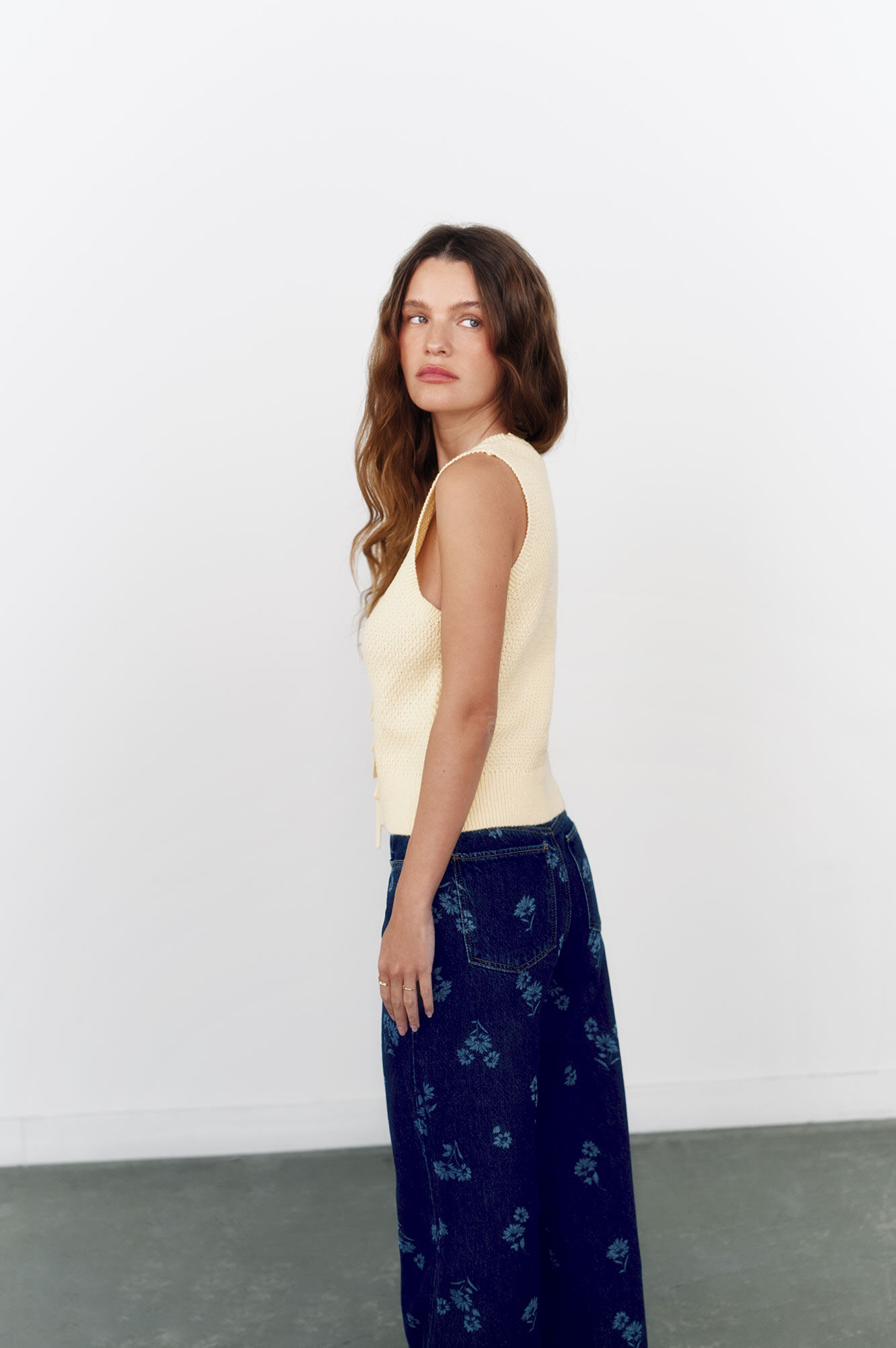 High Spirits Chaleco "Bloom"  amarillo