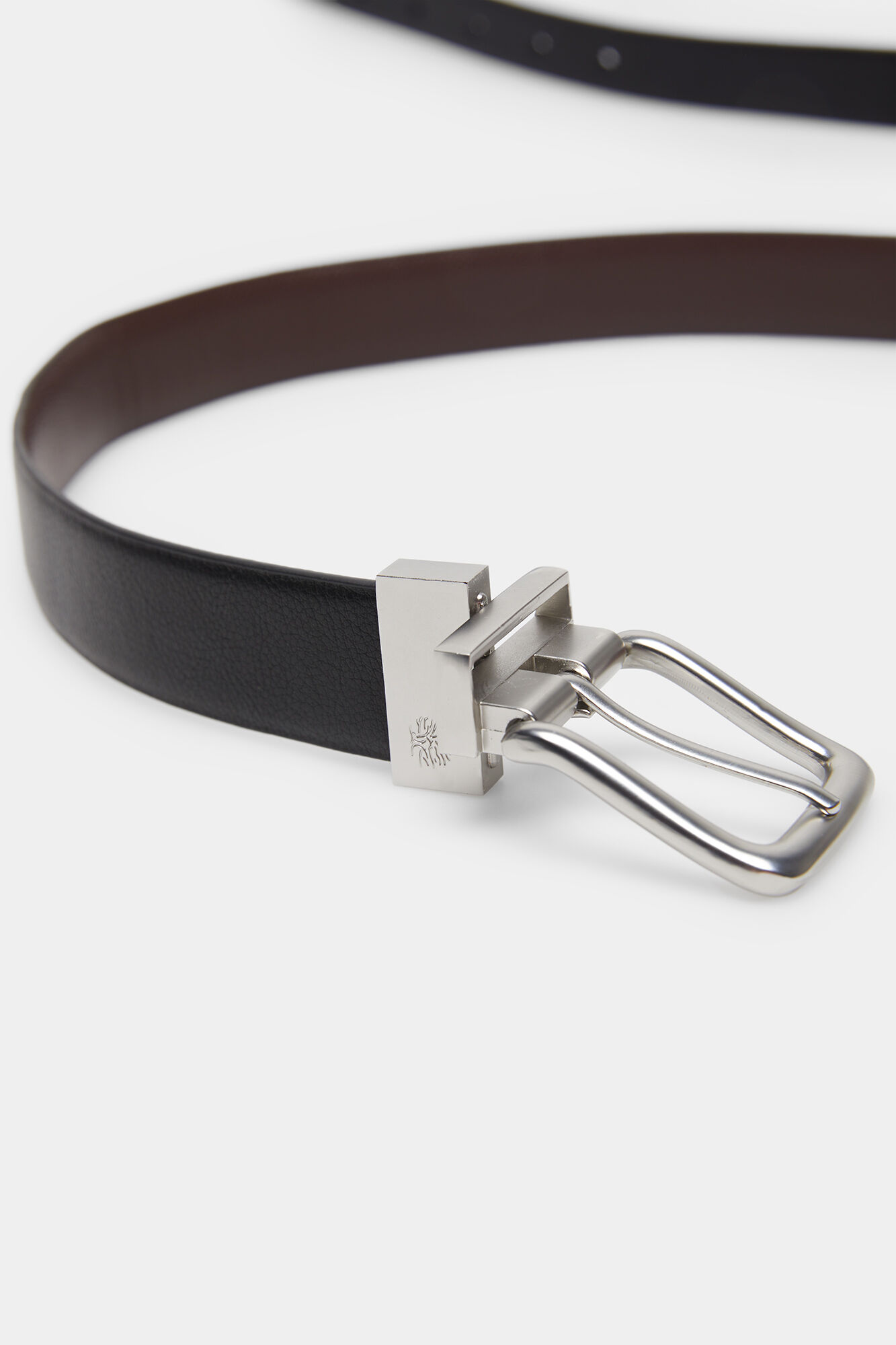 Springfield Cintur&oacute;n tipo piel reversible negro