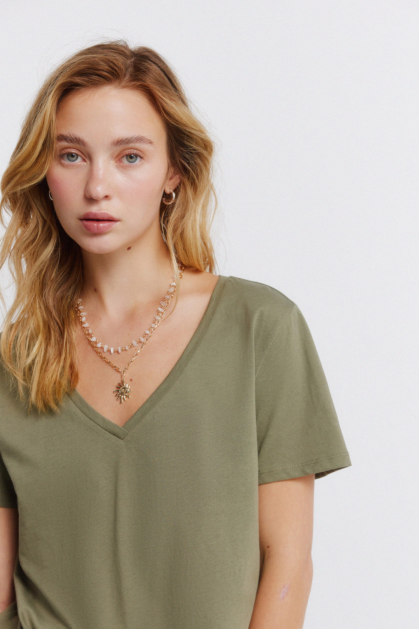 Springfield Playera b&aacute;sica cuello en pico de algod&oacute;n