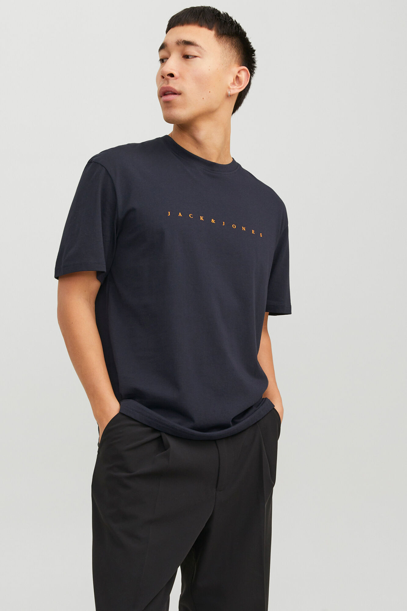 Jack & Jones Playera relaxed de manga corta