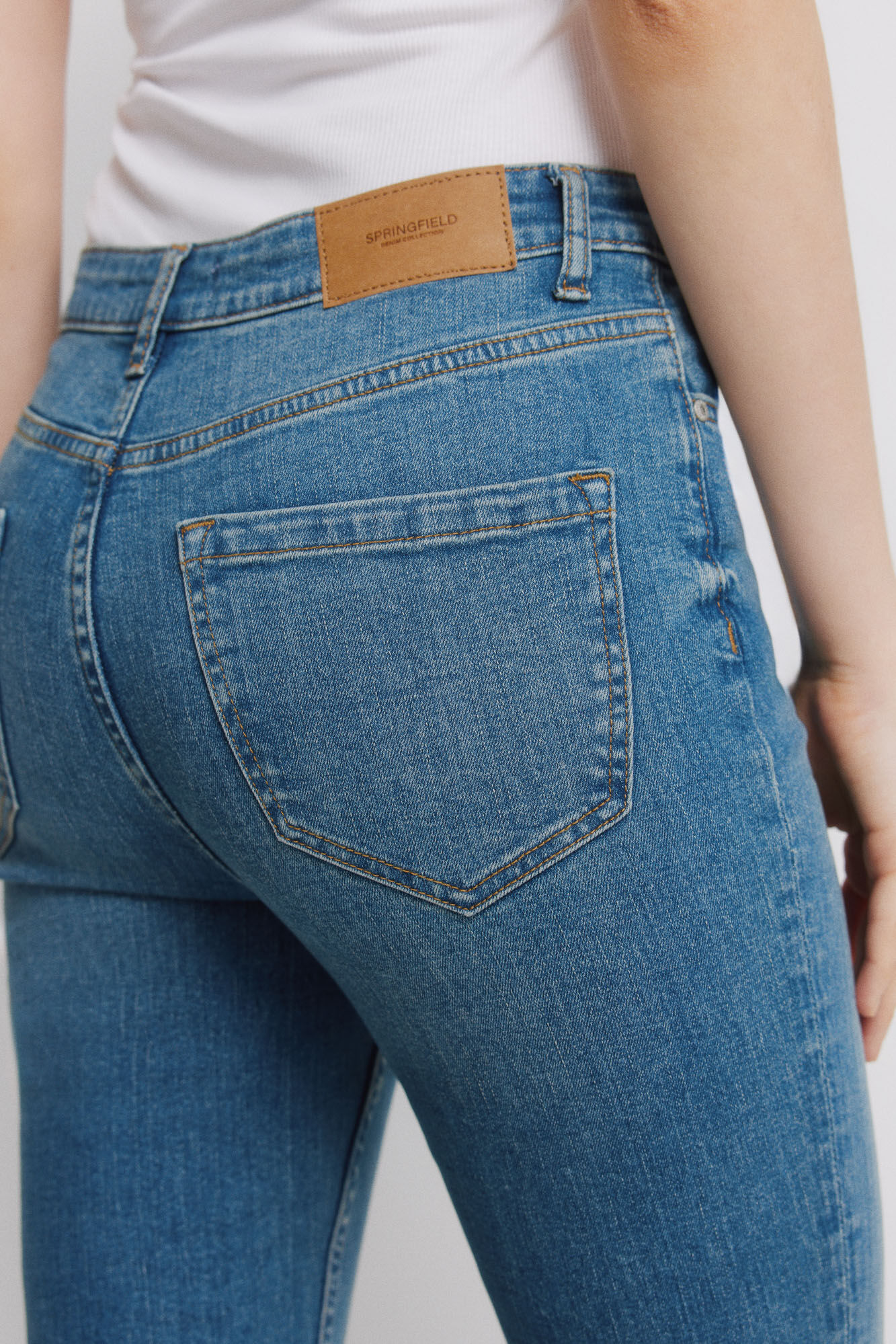 Springfield Jeans de corte bota azul