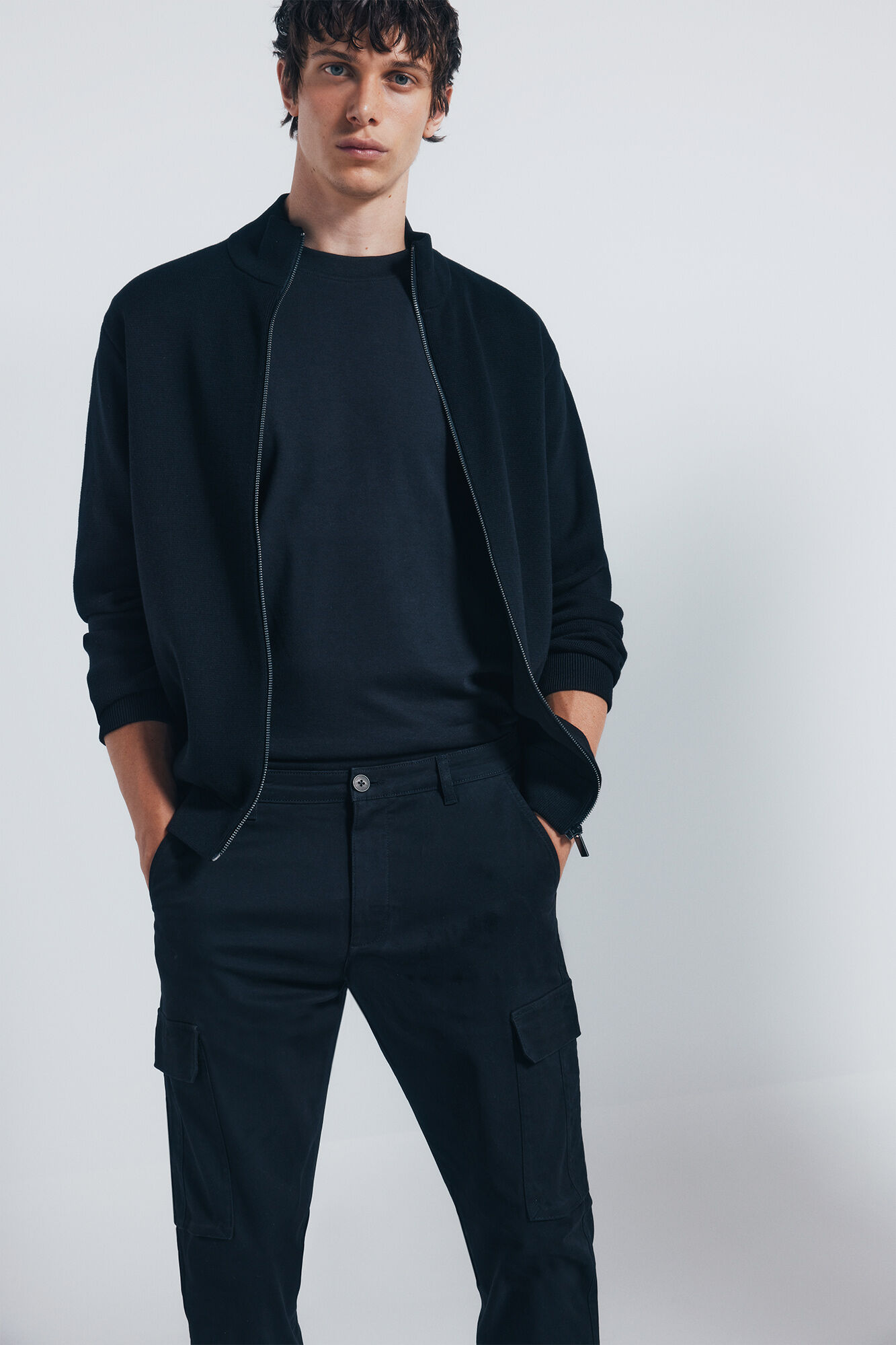 Springfield Pantal&oacute;n cargo slim fit negro