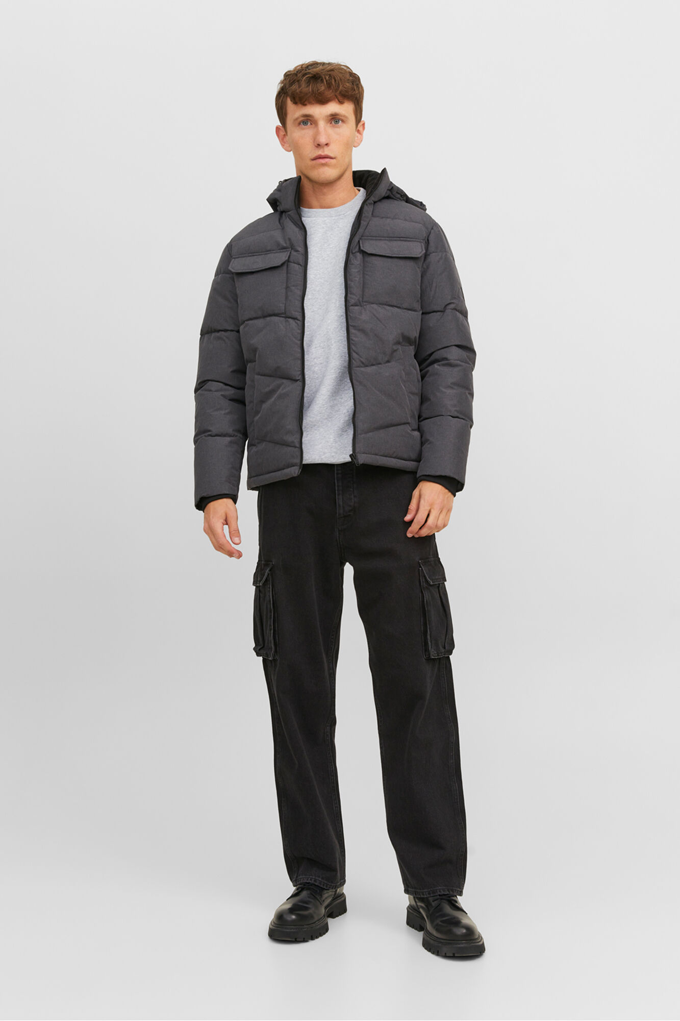 Jack & Jones Sudadera b&aacute;sica de cuello redondo gris