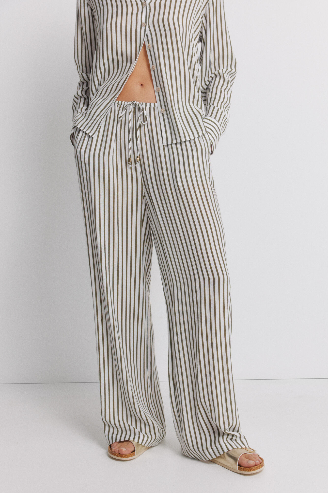 Springfield Pantal&oacute;n largo holgado blanco