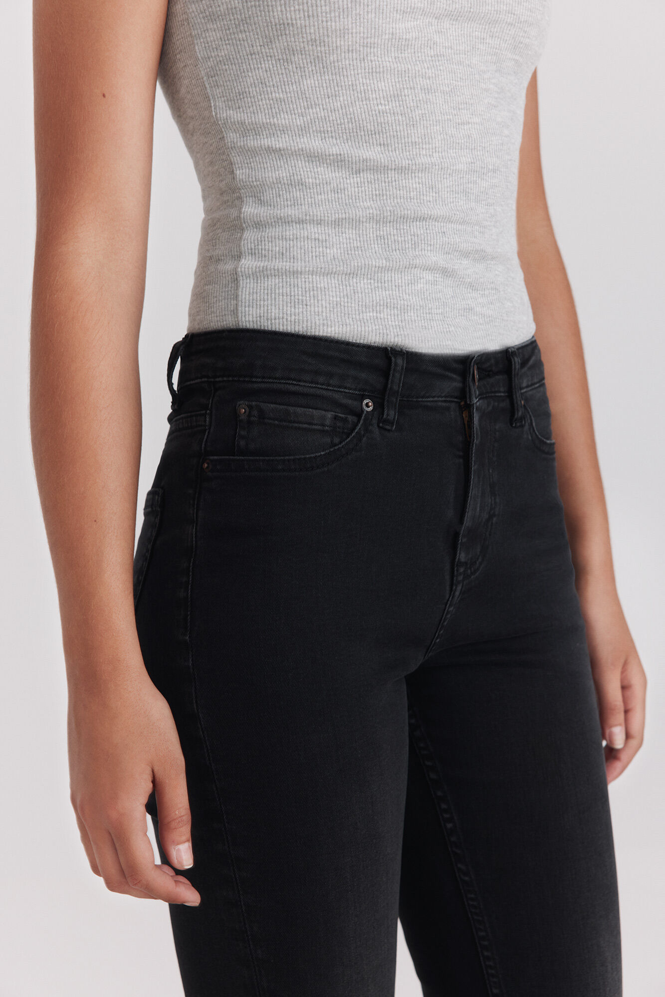 Springfield Jeans bootcut de tiro alto negro