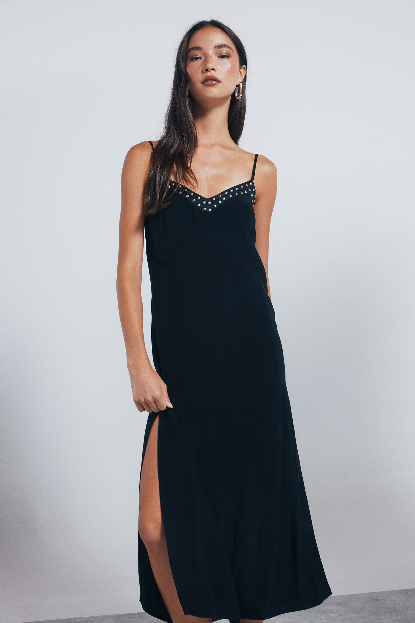 Springfield Vestido midi lencero tachuelas negro