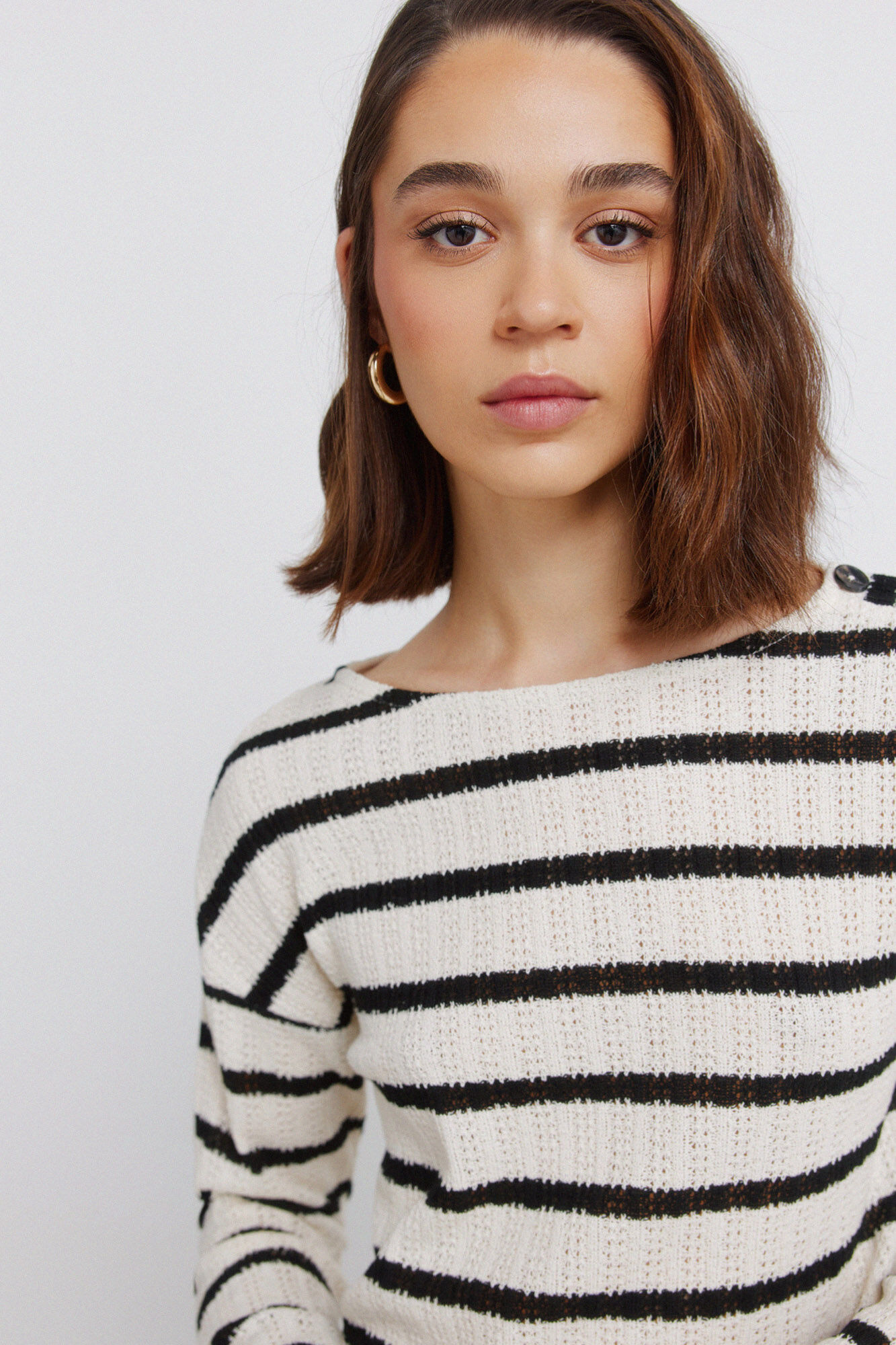 Springfield Playera de rayas con botones en el hombro beige