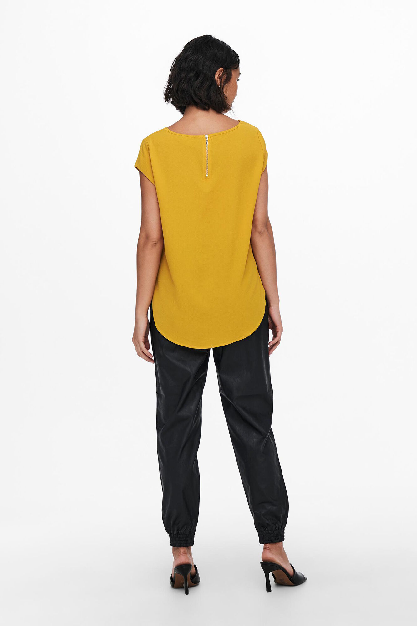 Only Playera manga corta amarillo