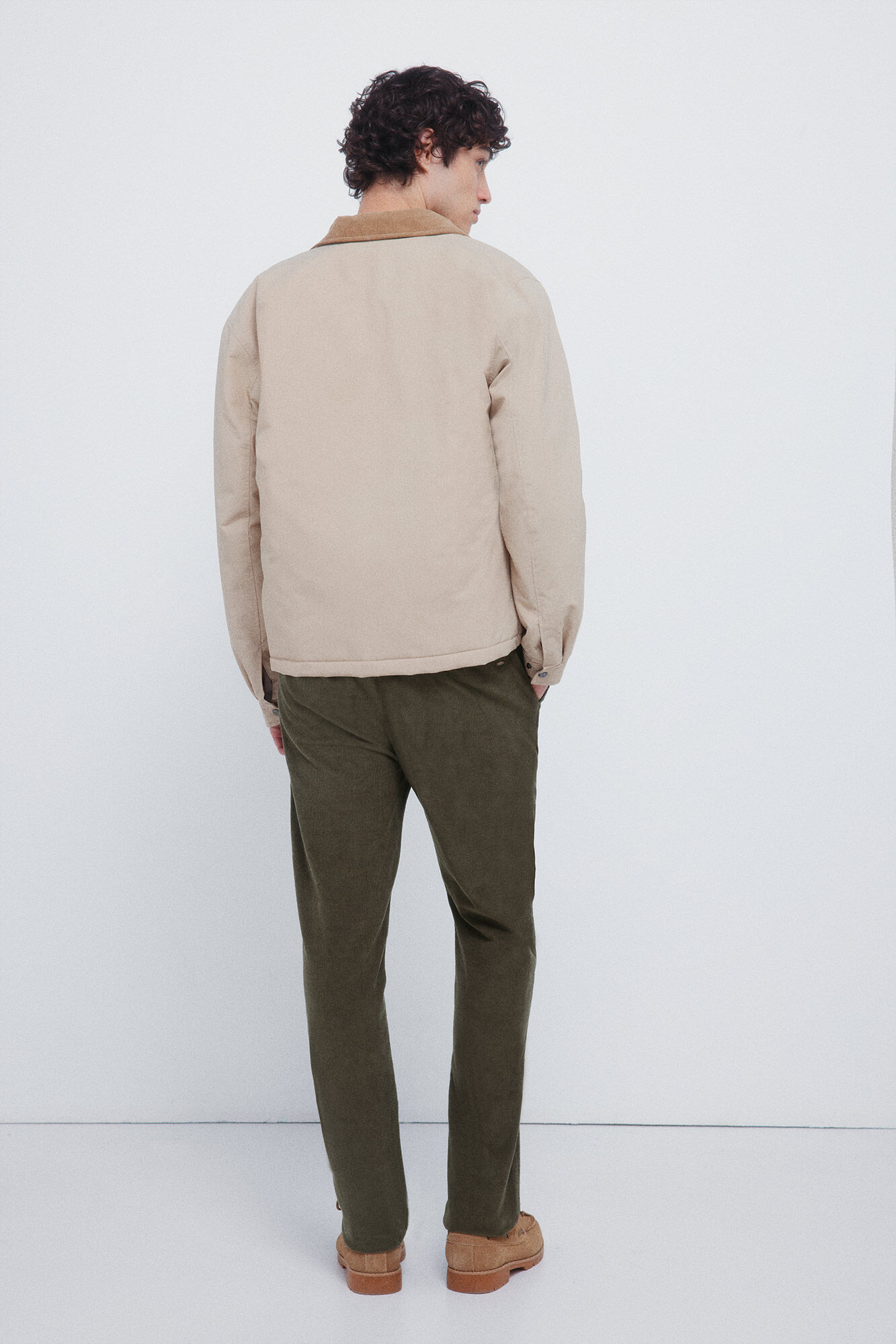 Springfield Pantalones chinos de pana micro de pana entallado kaki