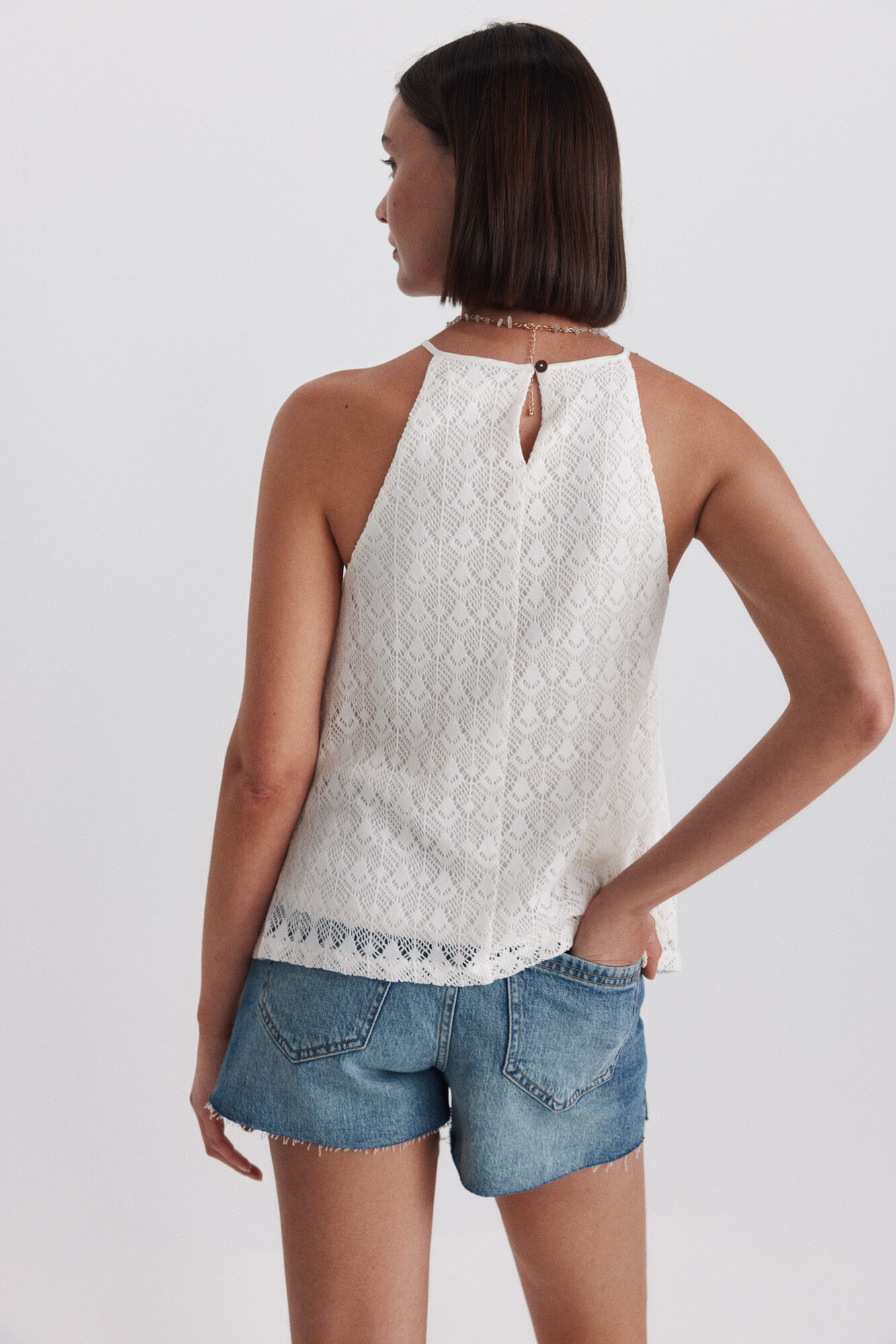 Springfield Playera halter bordada blanco
