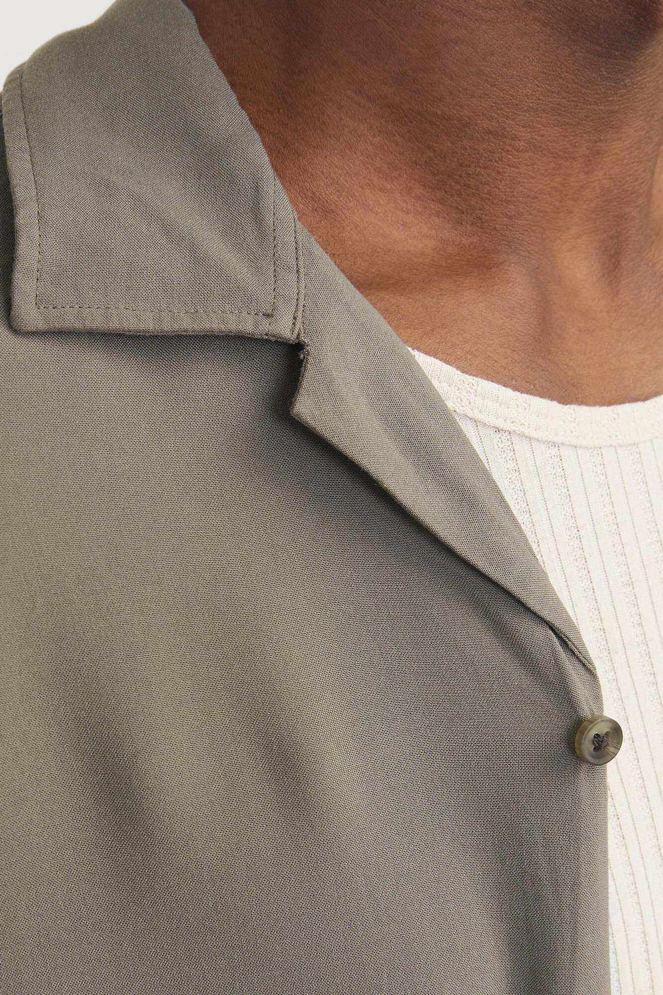 Jack & Jones Camisa relaxed fit manga corta gris