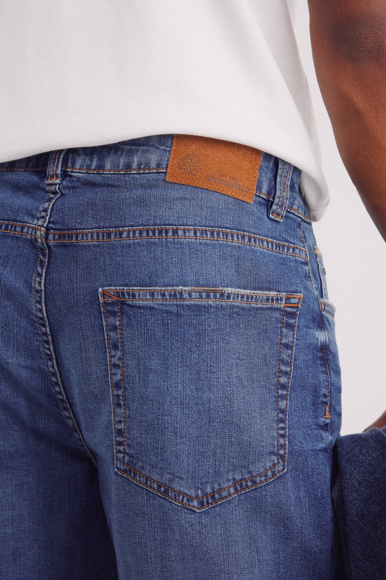 Springfield Bermuda vaquera ultra ligera regular fit turquesa