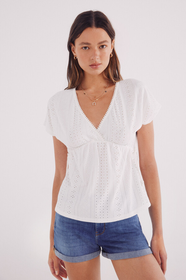 Springfield Top bordado suizo lazos cintura beige