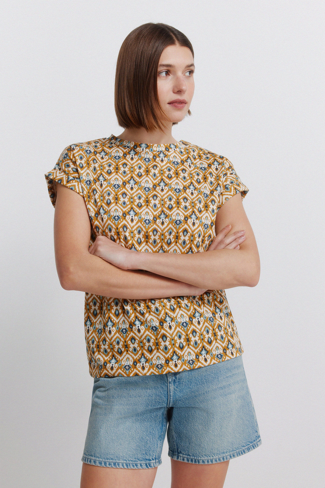 Springfield Playera estampada con botones amarillo