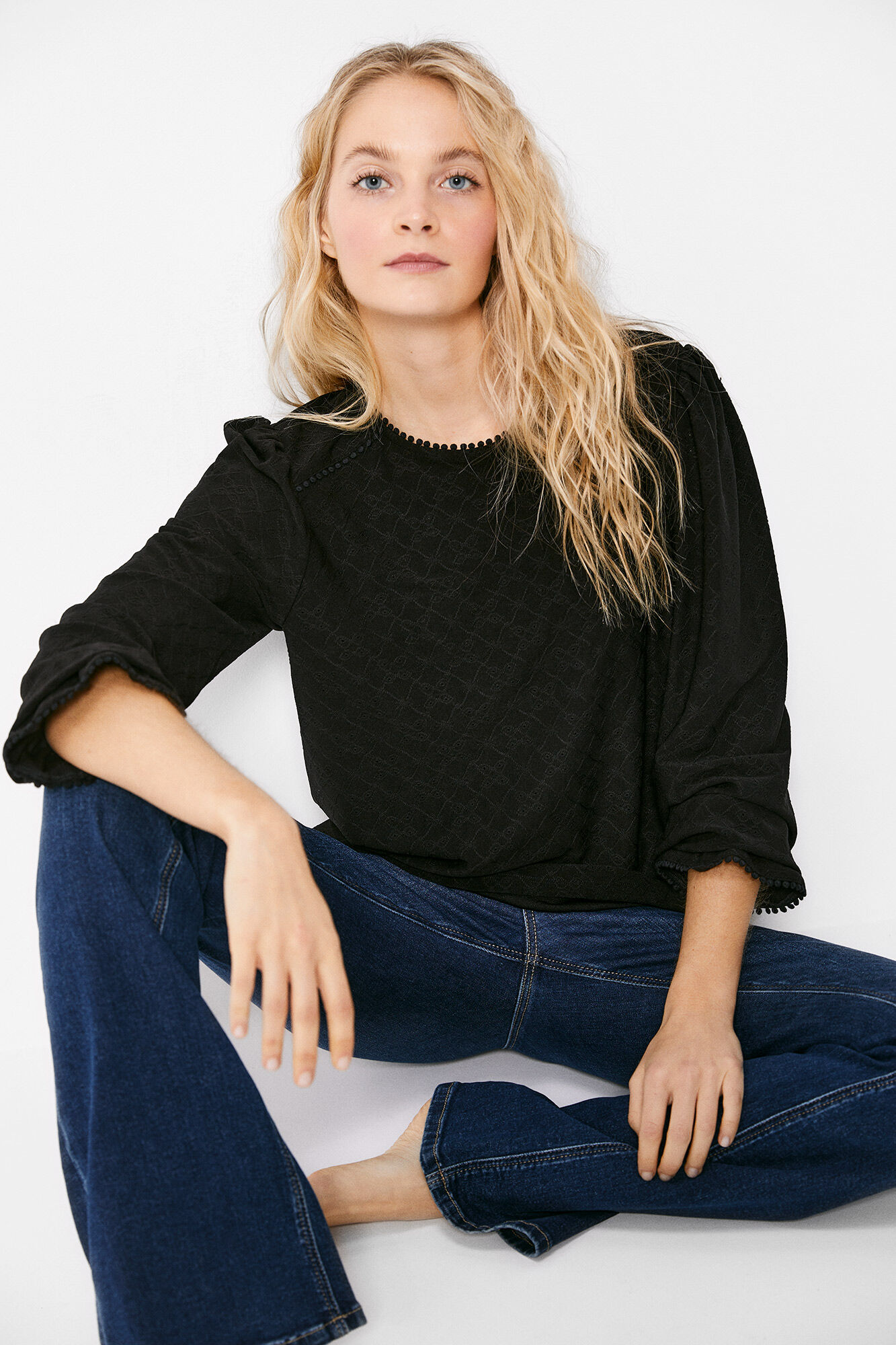 Springfield Blusa Negra Bordado Suizo negro