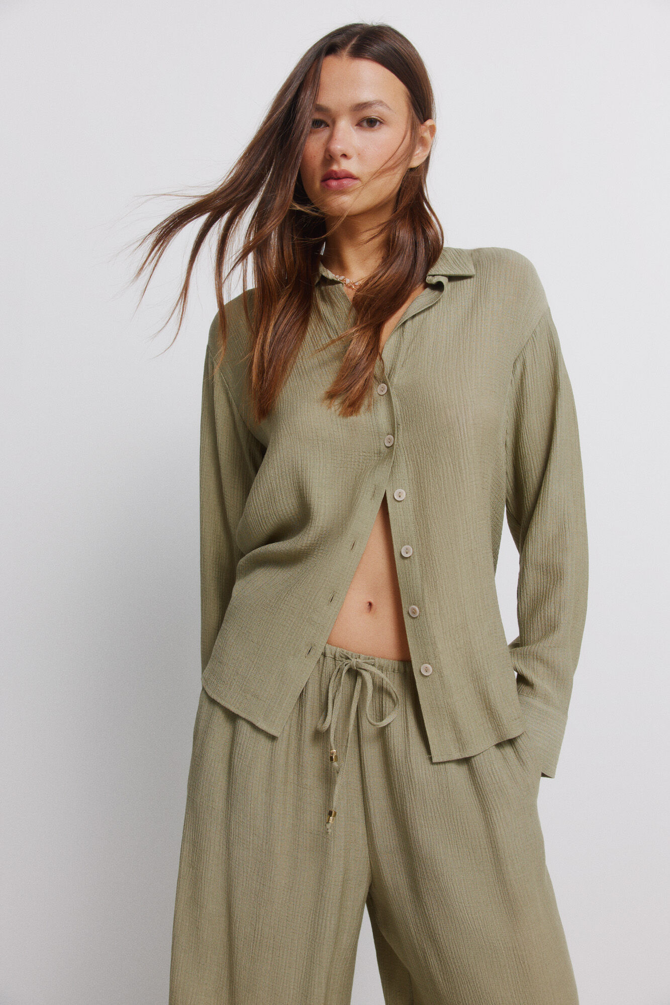 Springfield Pantal&oacute;n largo holgado kaki