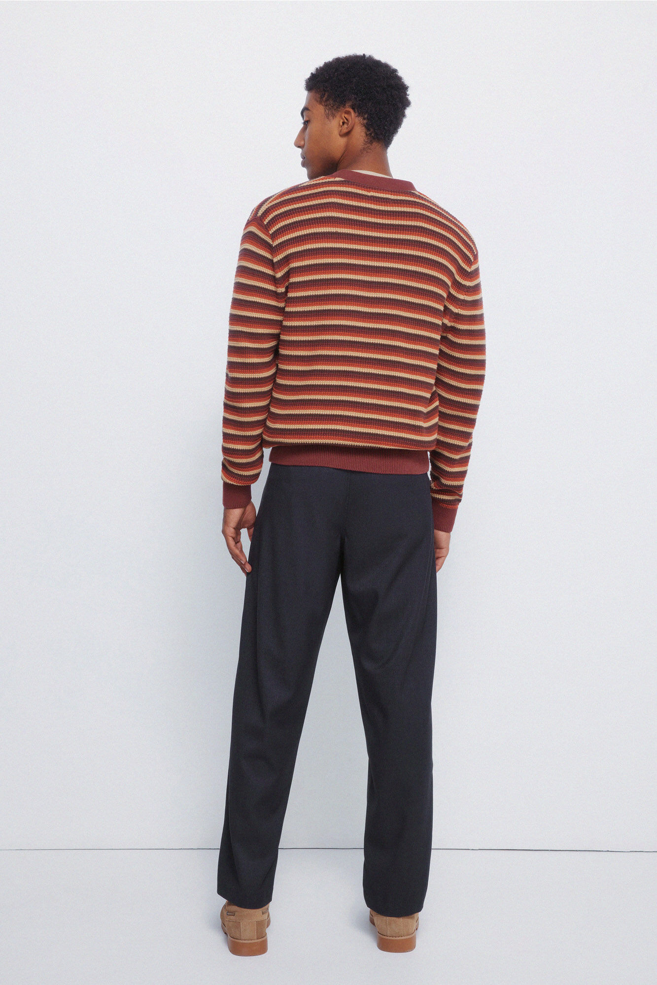 Springfield Pantal&oacute;n recto con pinzas y corte ancho. gris