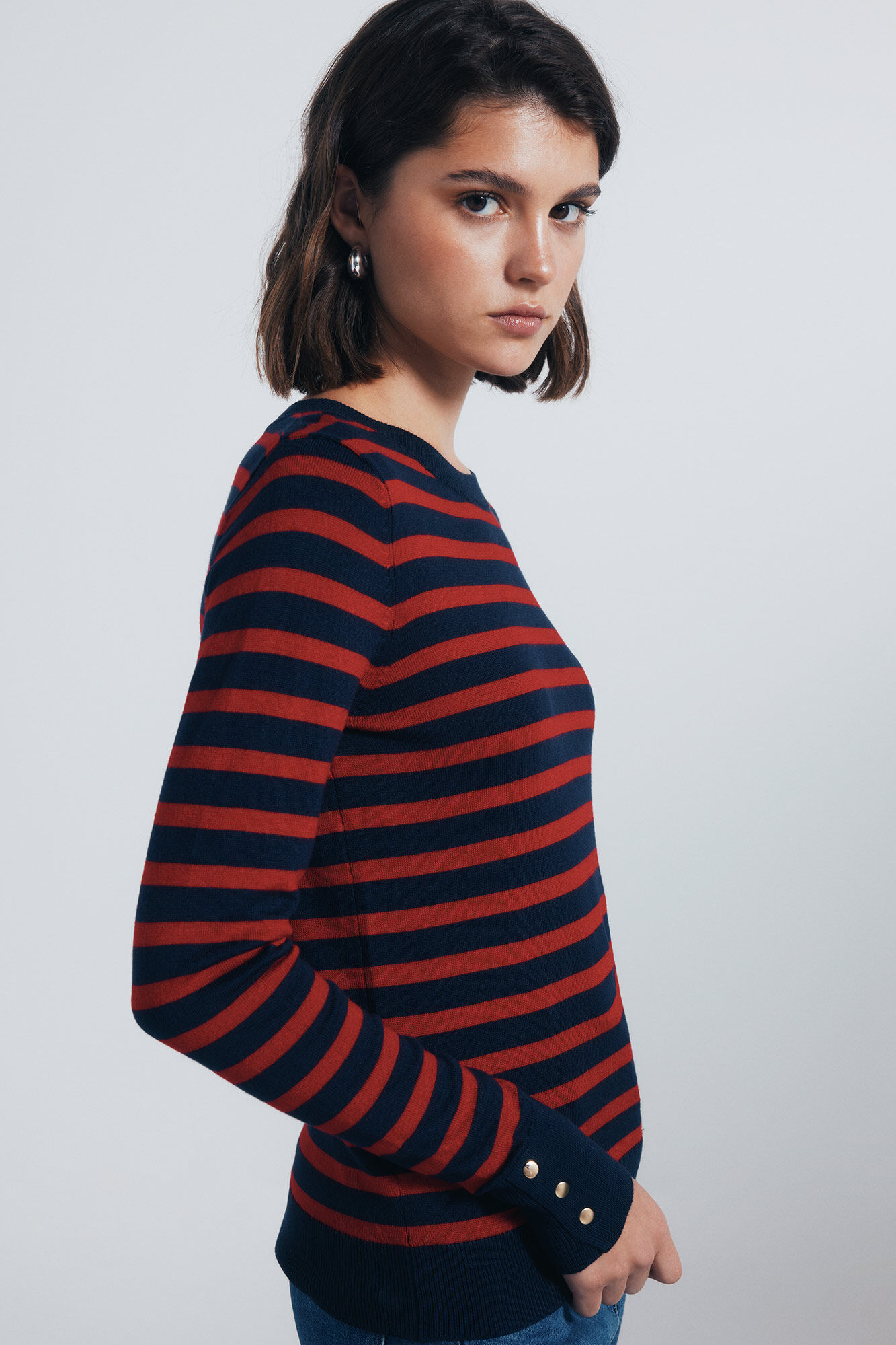 Springfield Su&eacute;ter fino botones pu&ntilde;os rojo