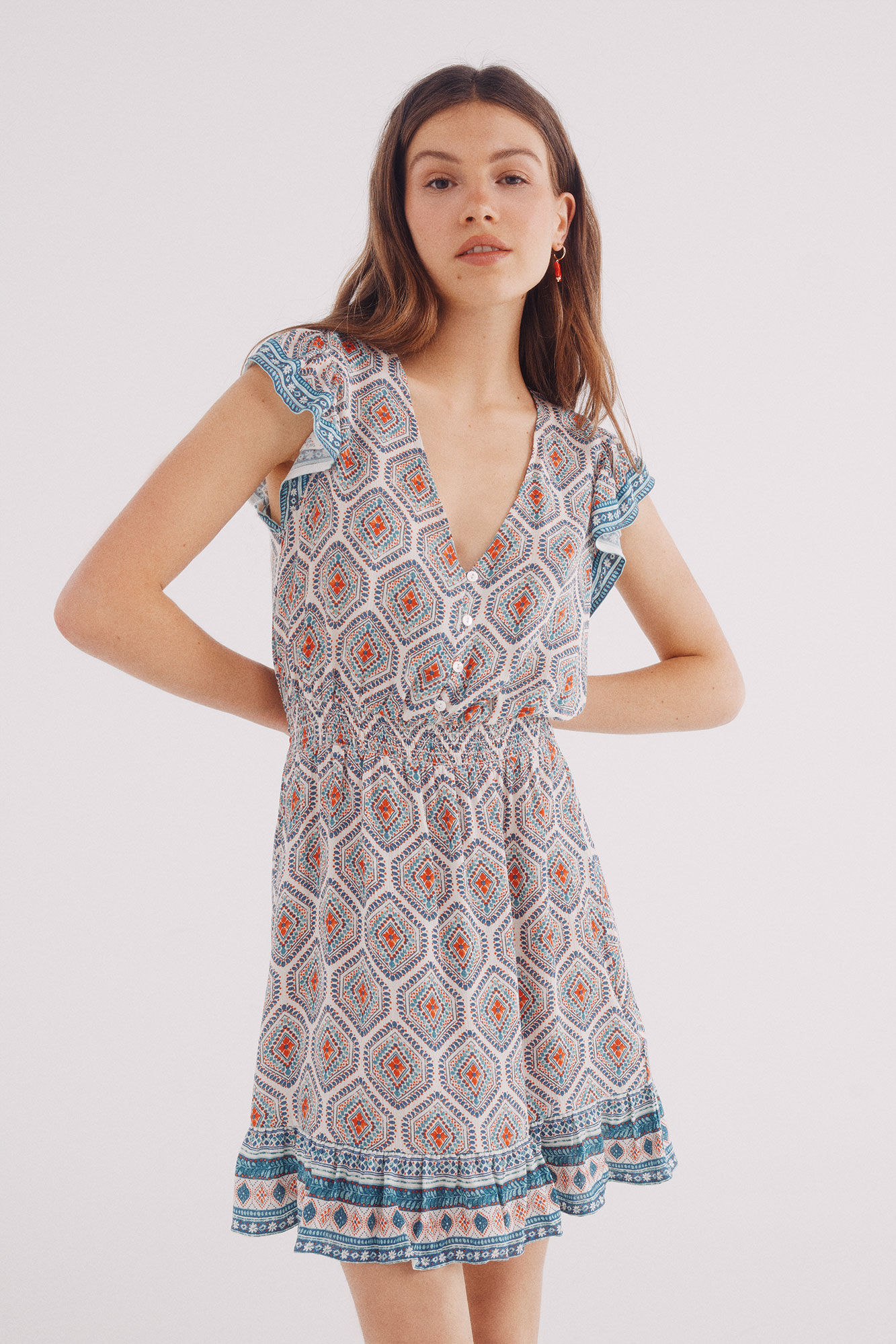 Springfield Vestido corto con cintura el&aacute;stica y estampado. marfil