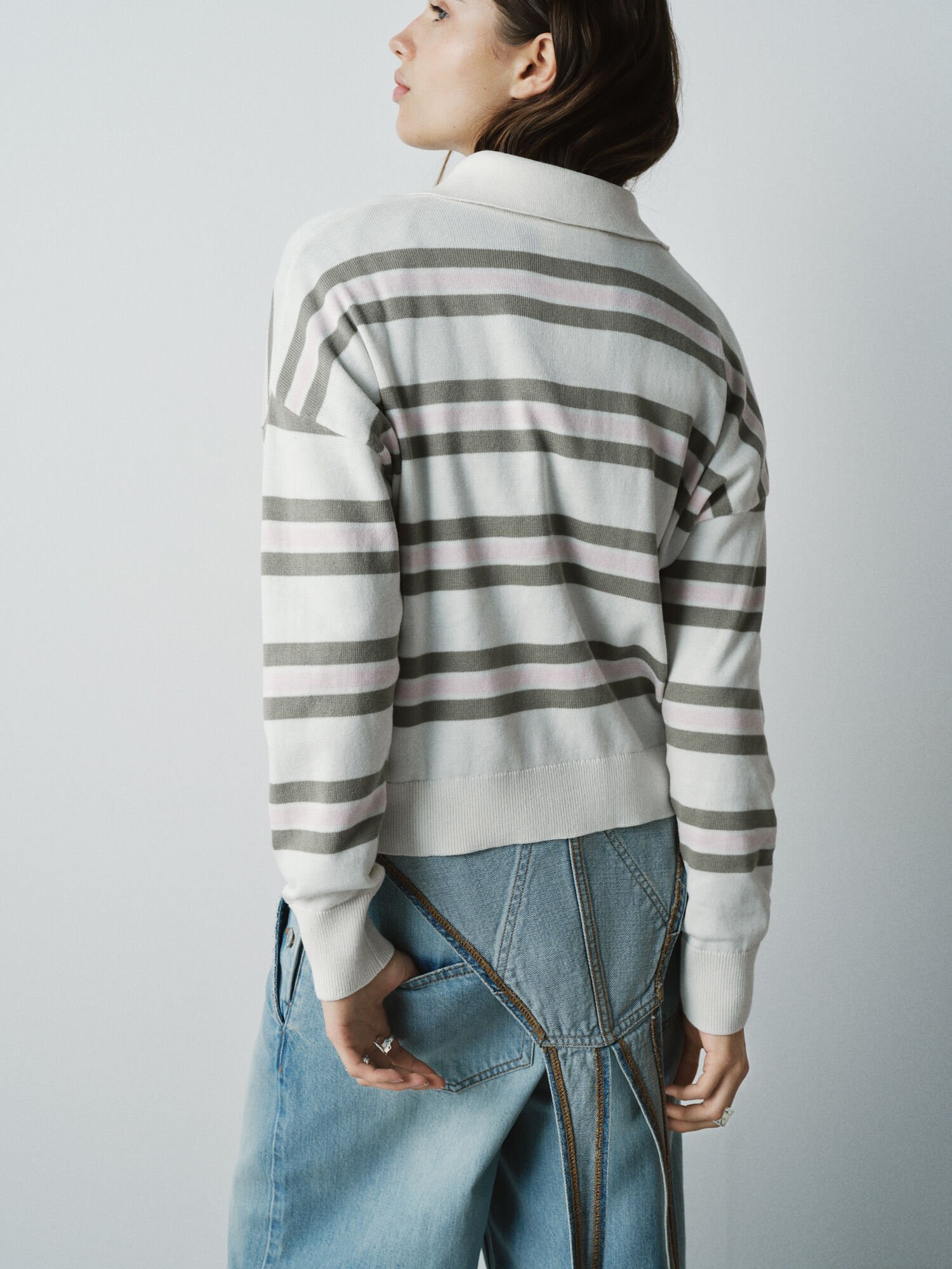 High Spirits Su&eacute;ter Cloud marfil