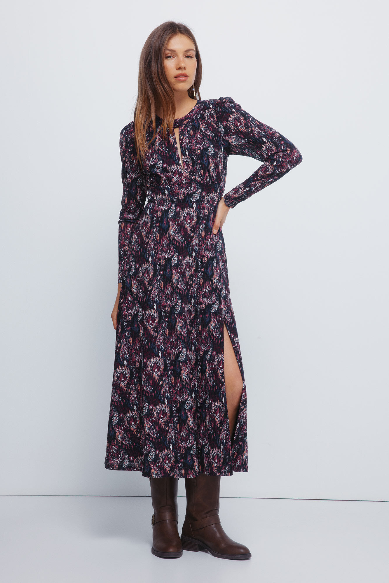 Springfield Vestido midi con escote escote y estampado p&uacute;rpura