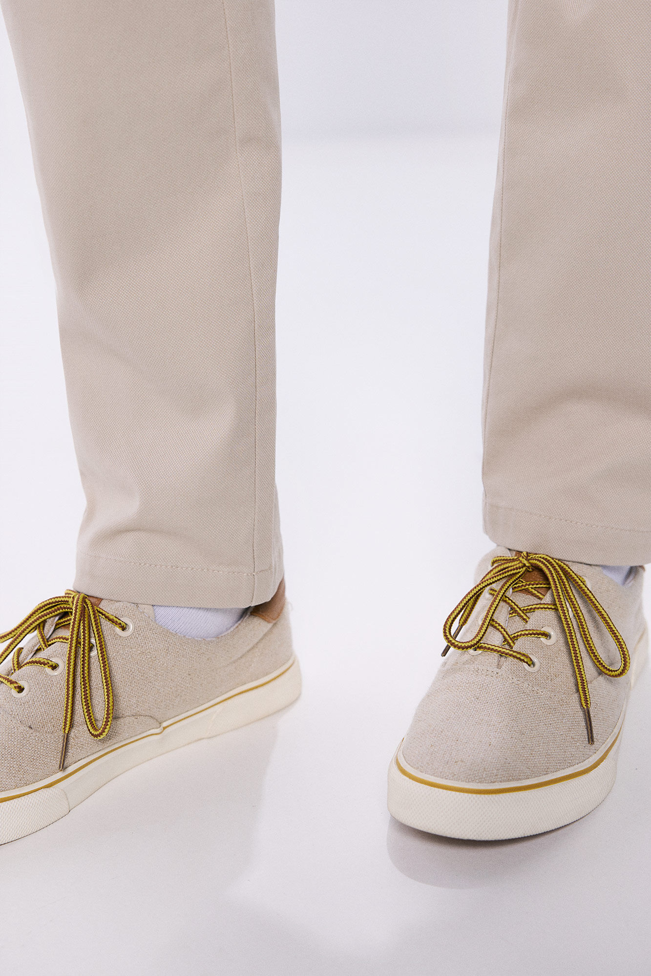 Springfield Pantal&oacute;n chino vestir comfort slim fit caf&eacute;