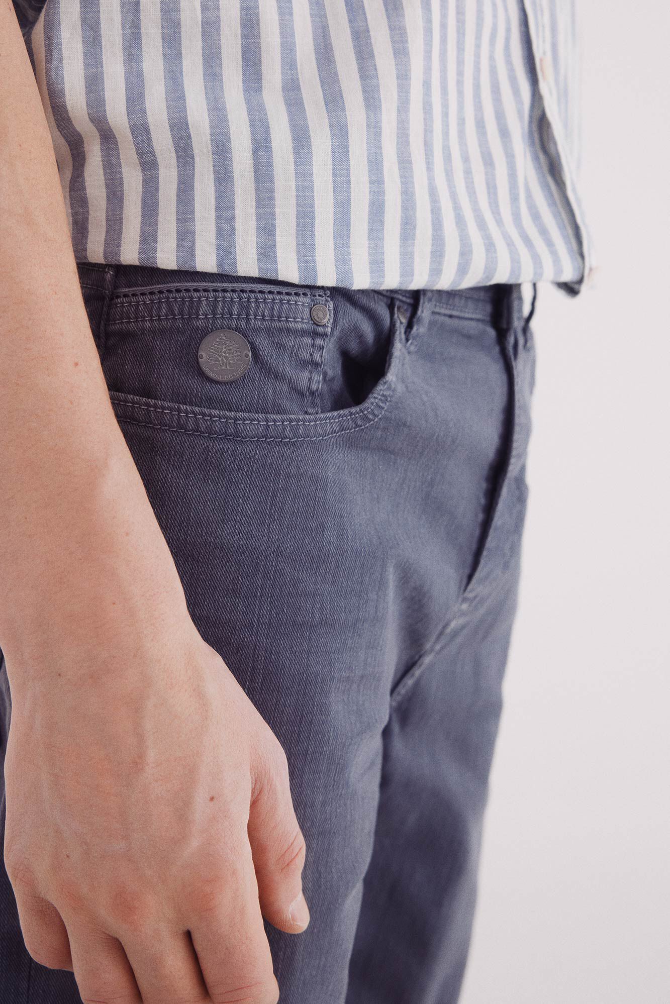 Springfield Bermuda color lavada slim fit azul indigo