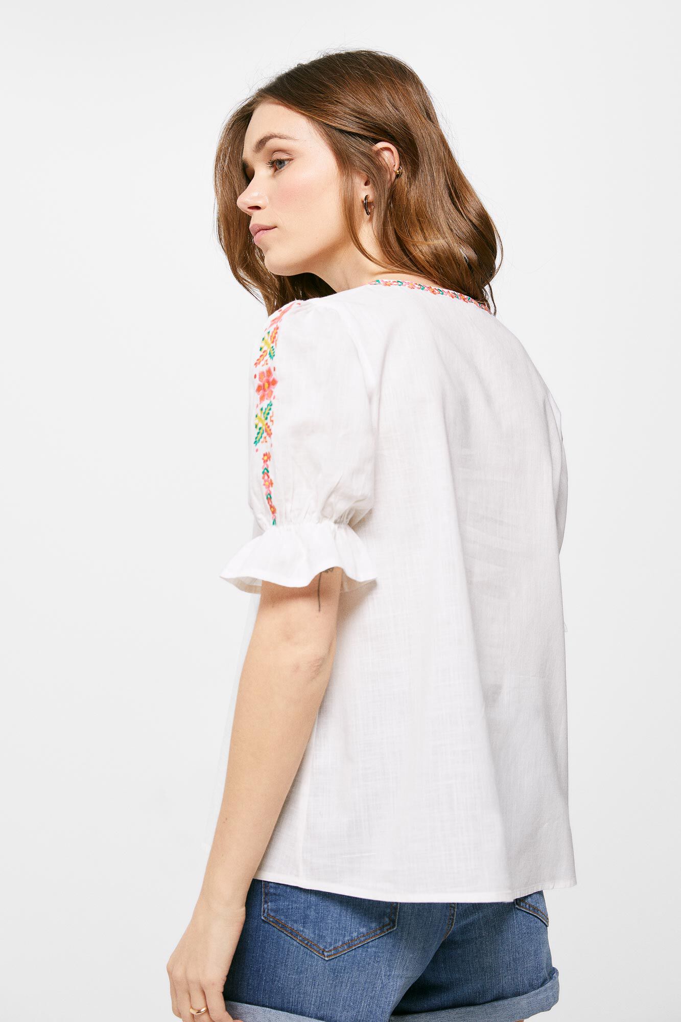 Springfield Blusa Bordados Escote amarillo