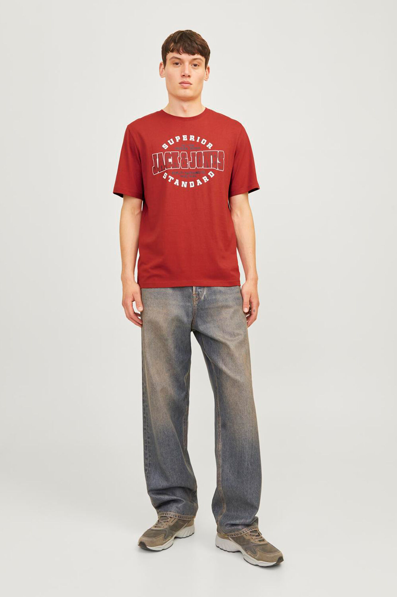 Jack & Jones Playera est&aacute;ndar fit rojo