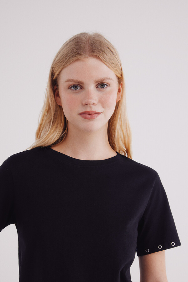 Springfield Camiseta ojales metálicos mangas negro