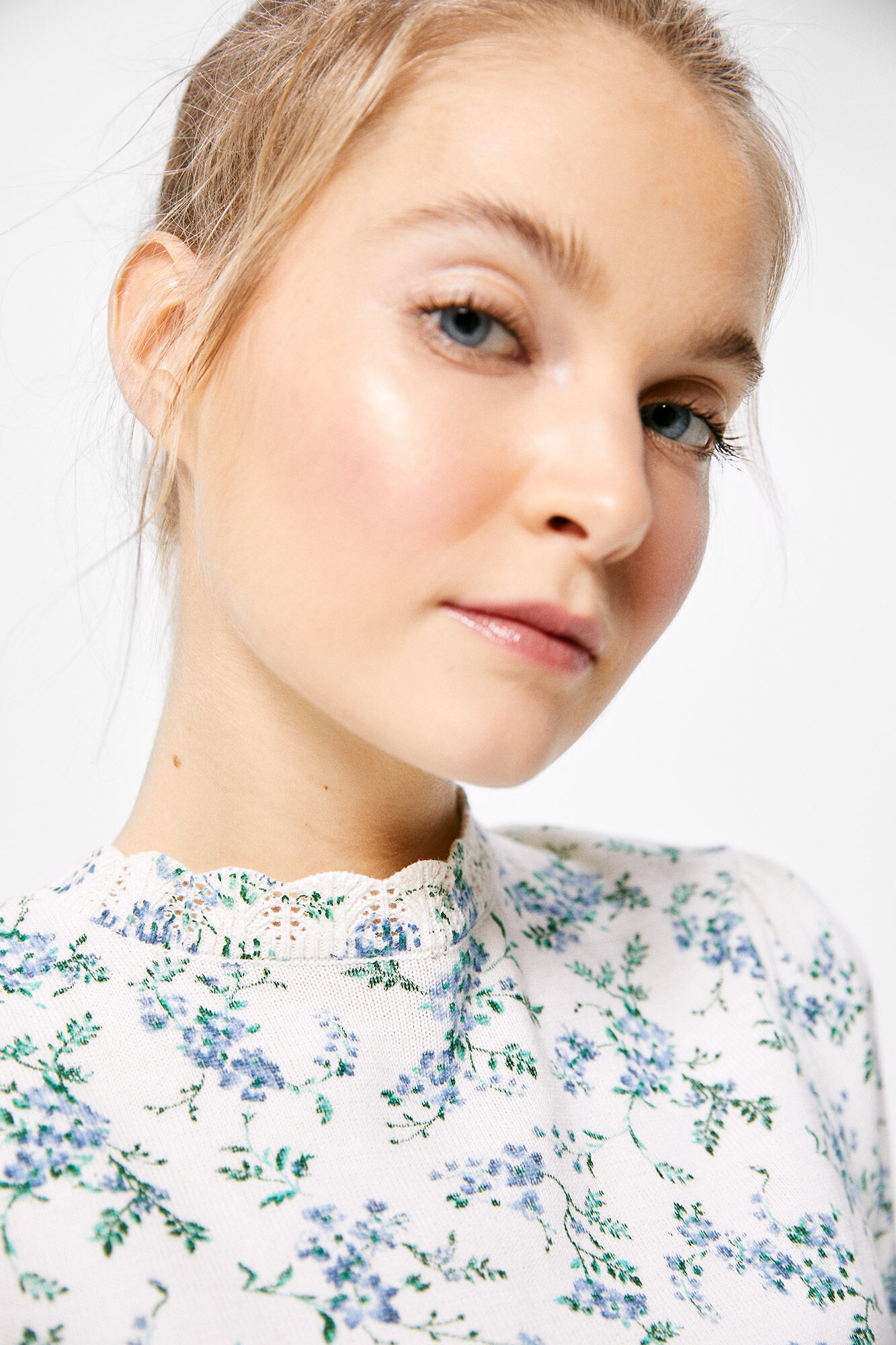 Springfield Su&eacute;ter Flor Ramillete Algod&oacute;n natural