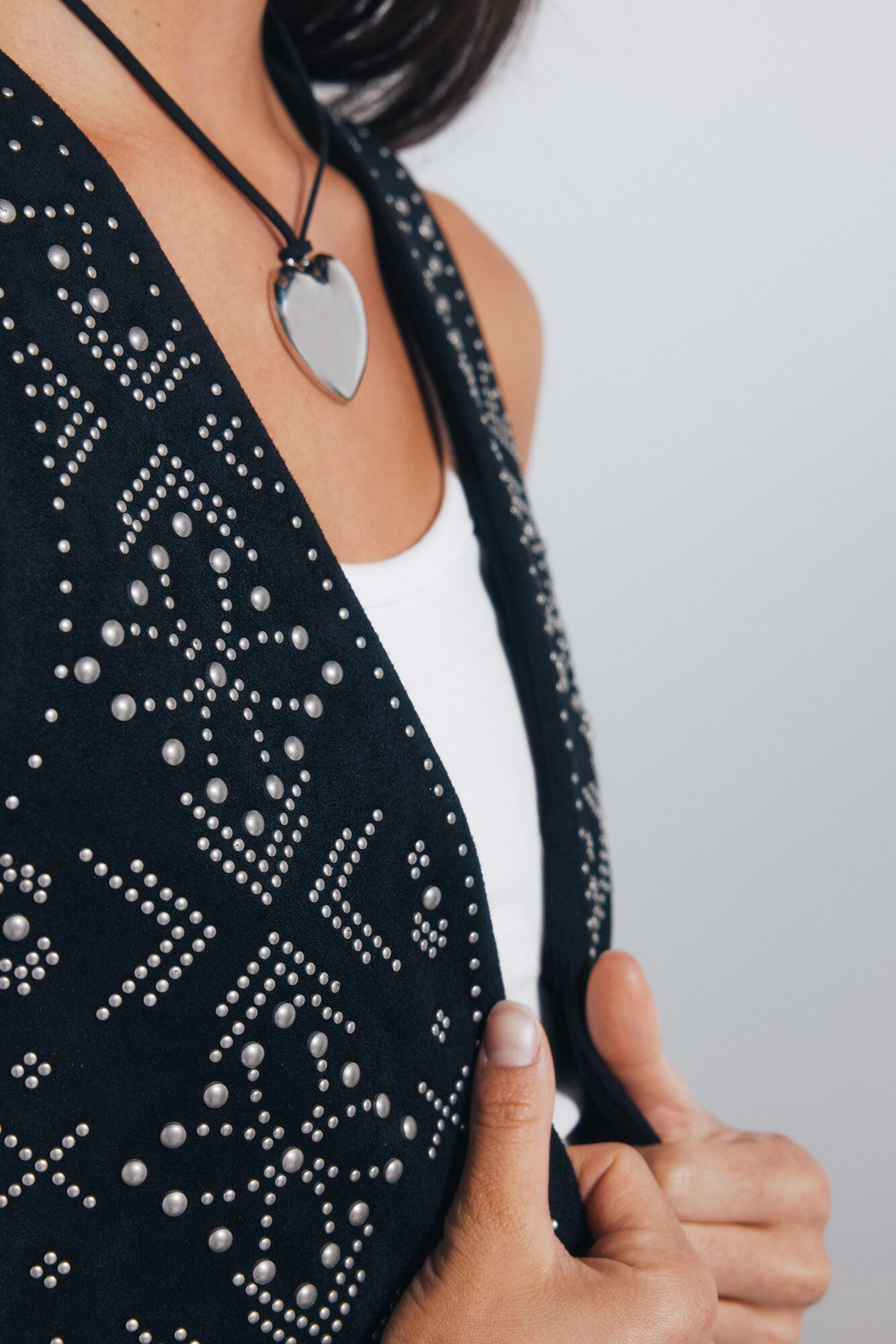 Springfield Chaleco tachuelas met&aacute;licas negro