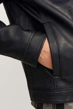 Springfield Chamarra motera simil piel negro