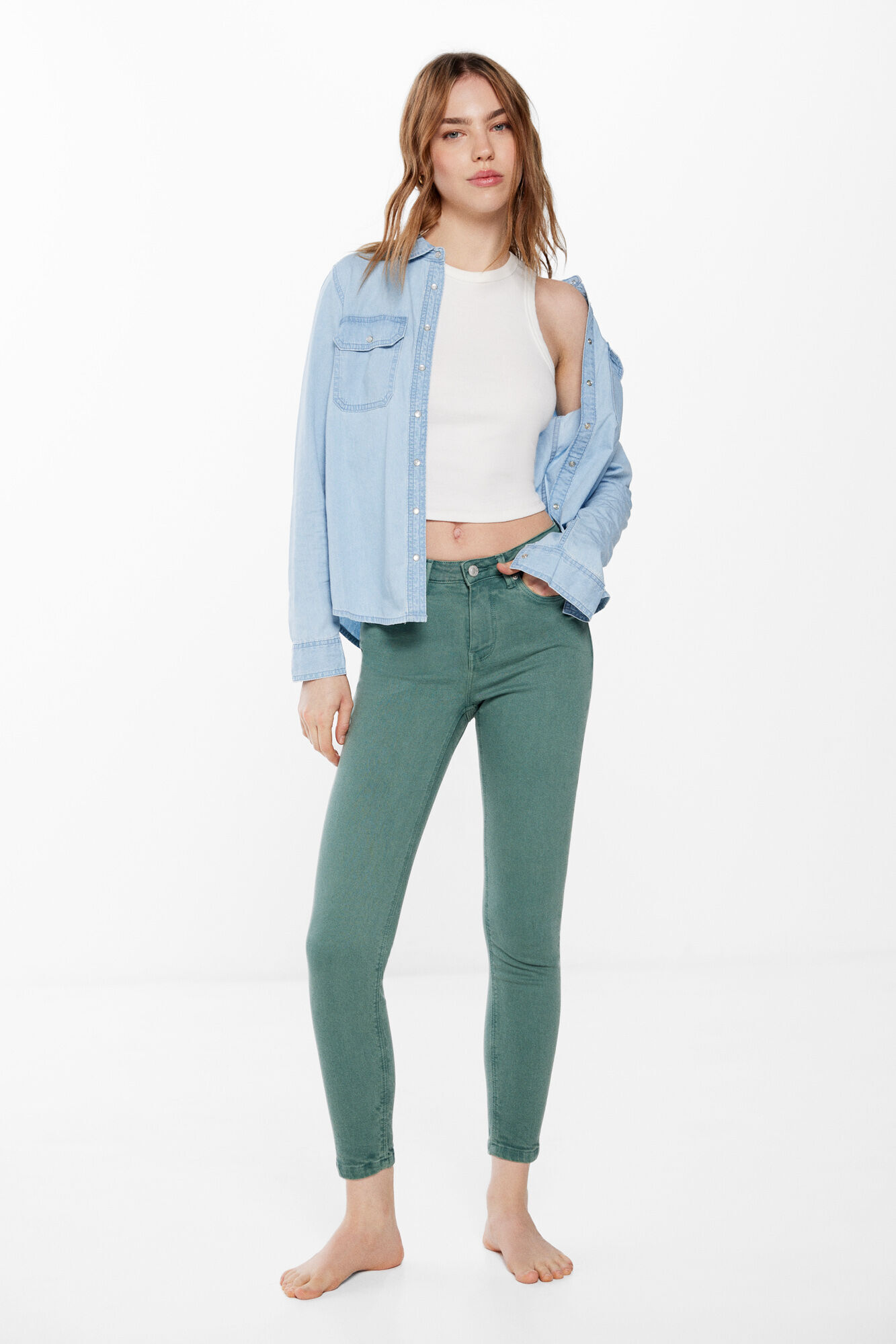 Pantalones de mezclilla para mujer | Nueva Colección | Springfield México