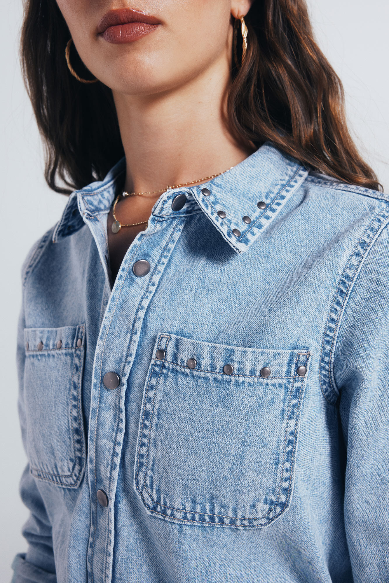 Springfield Vestido denim camisero tachuelas azul