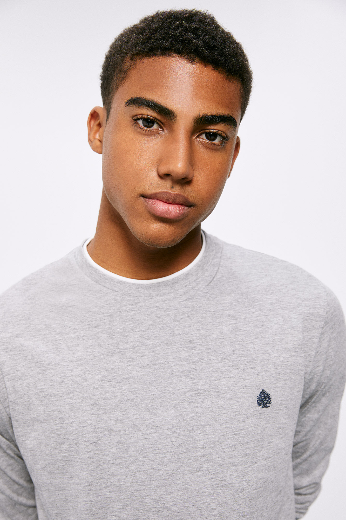 Springfield Playera manga larga doble cuello gris