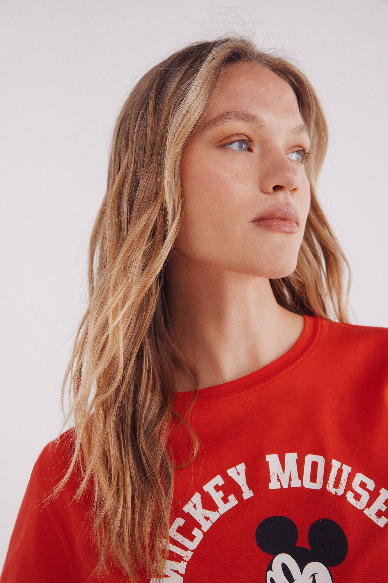 Springfield Playera gr&aacute;fica de Mickey Mouse rojo