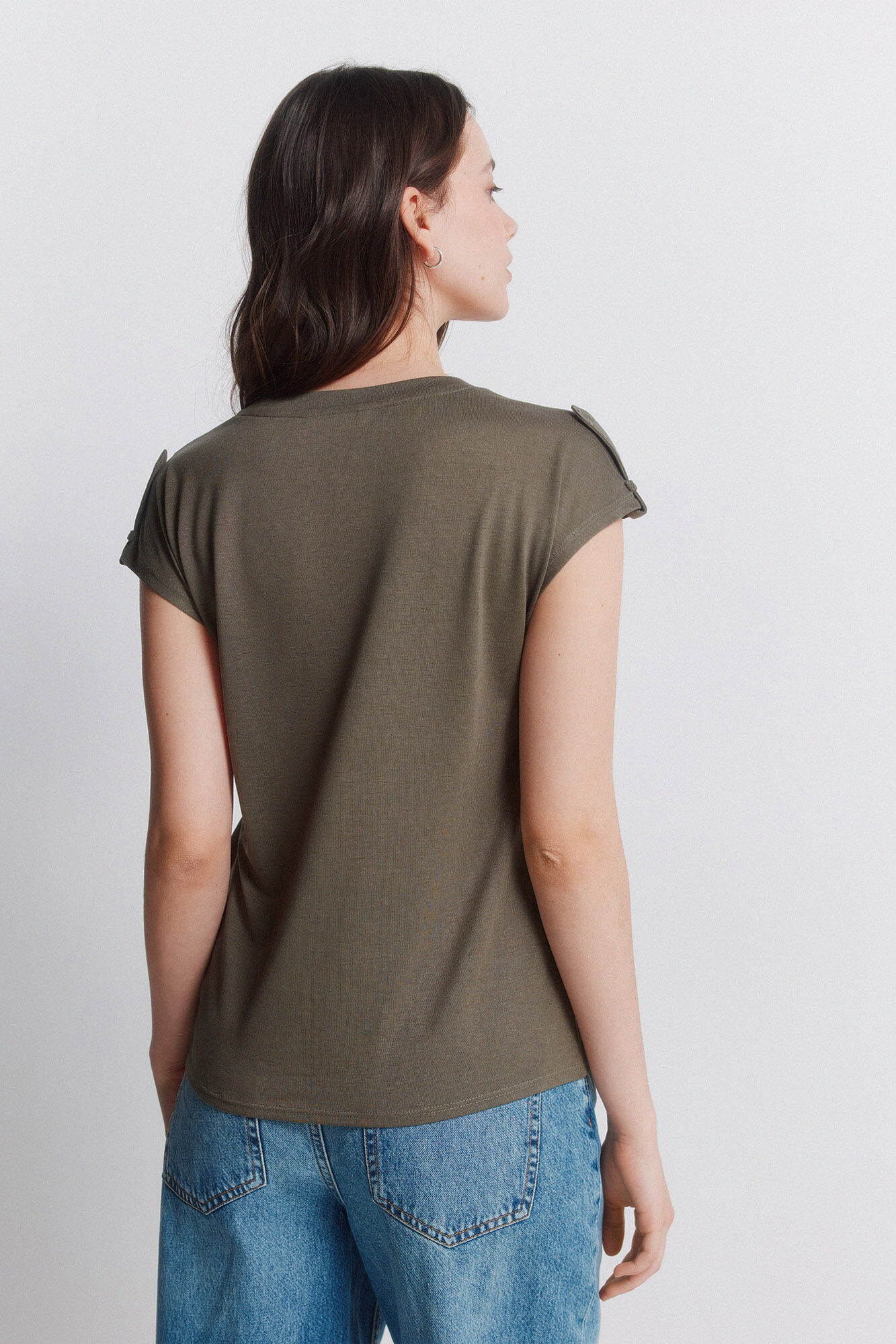Springfield Playera b&aacute;sica con tachas khaki