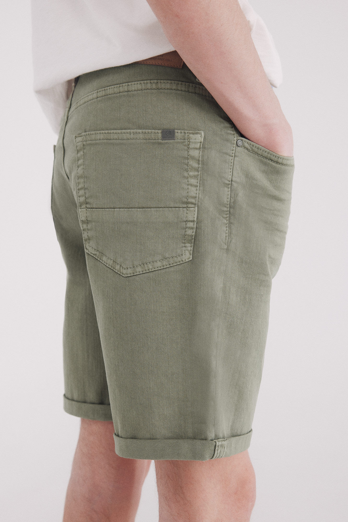 Springfield Bermuda color lavada slim fit kaki