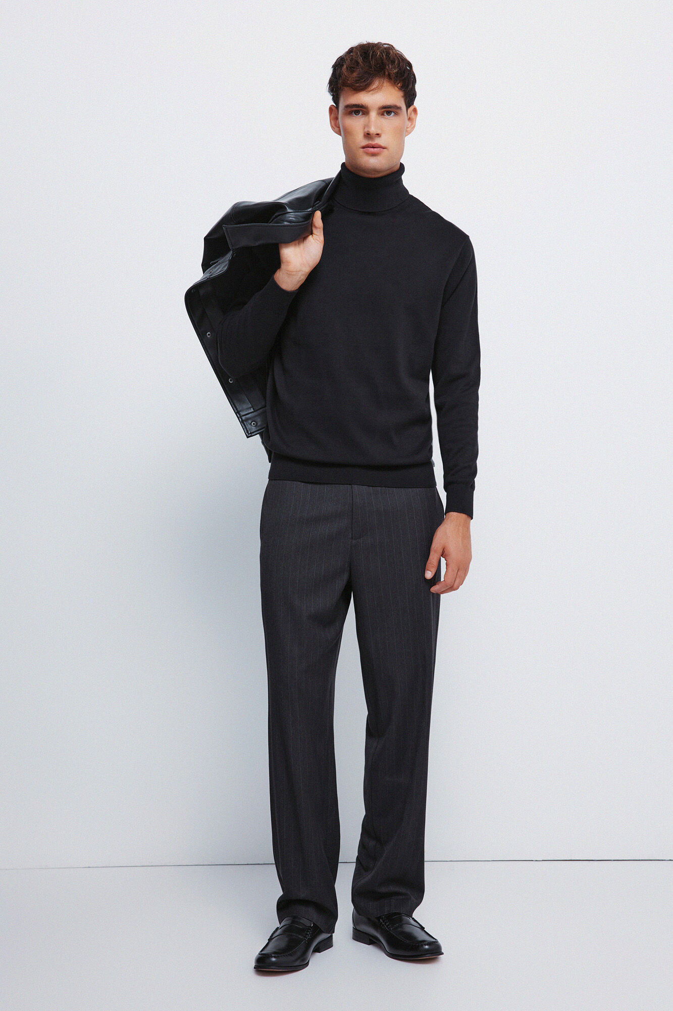 Springfield Jersey b&aacute;sico de cuello alto negro