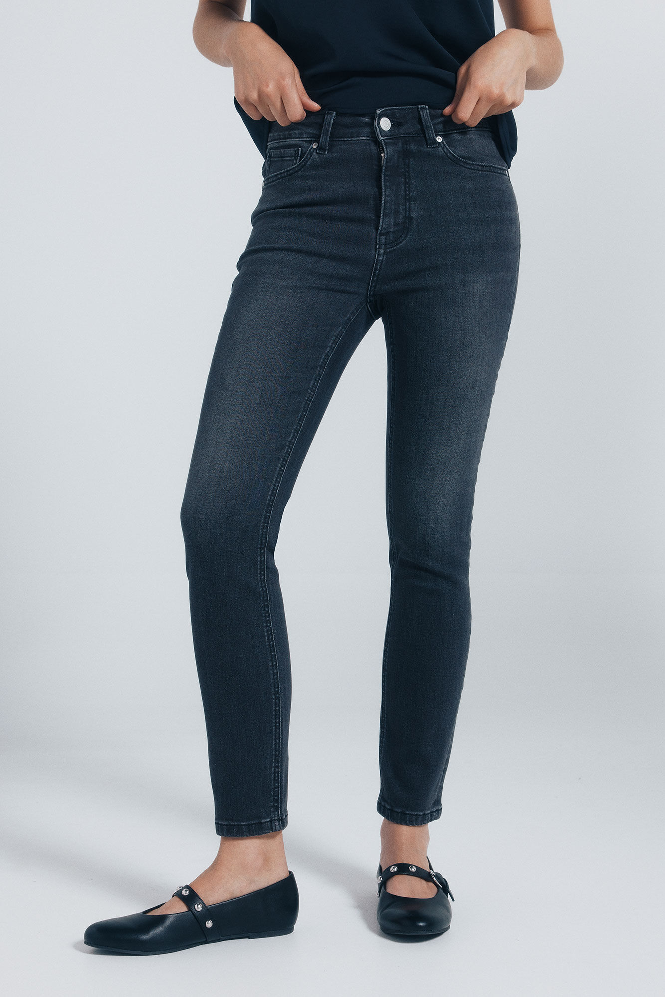 Springfield Jeans ajustados y recortados