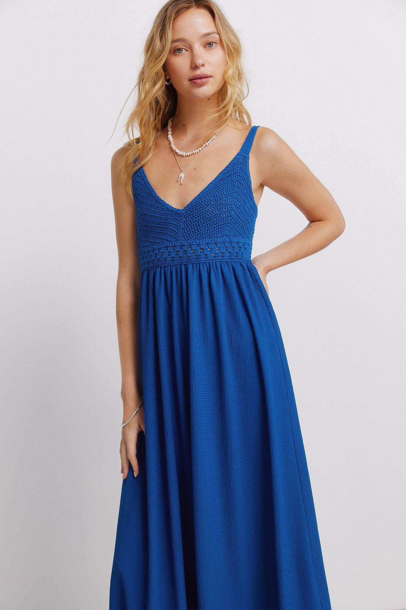 Springfield Vestido midi de tirantes de crochet turquesa