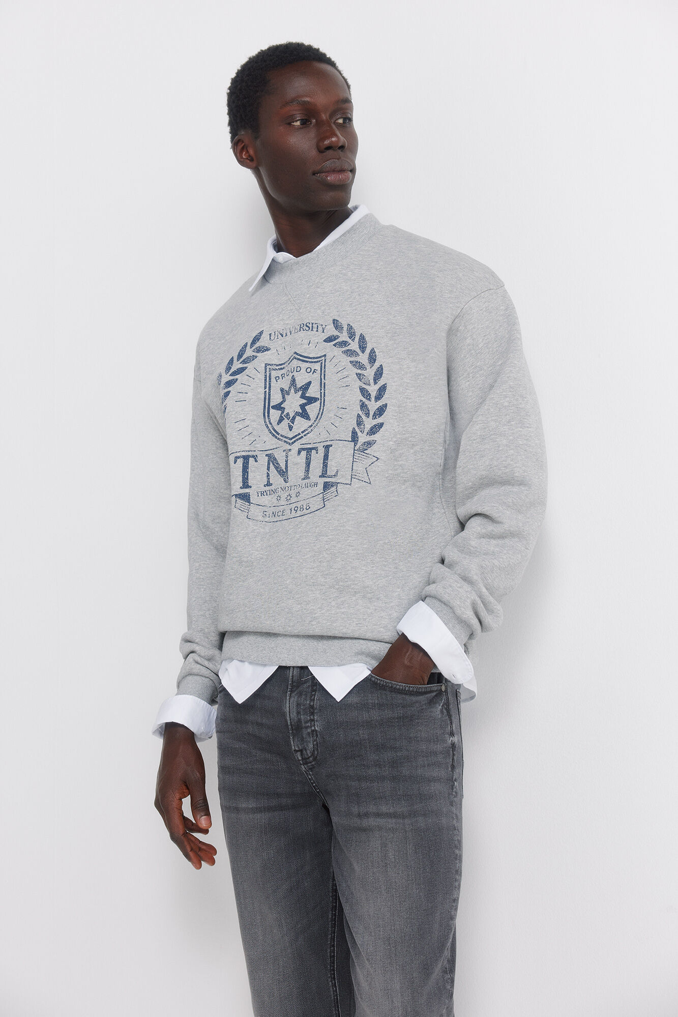 Springfield Jeans negro lavado slim fit gris