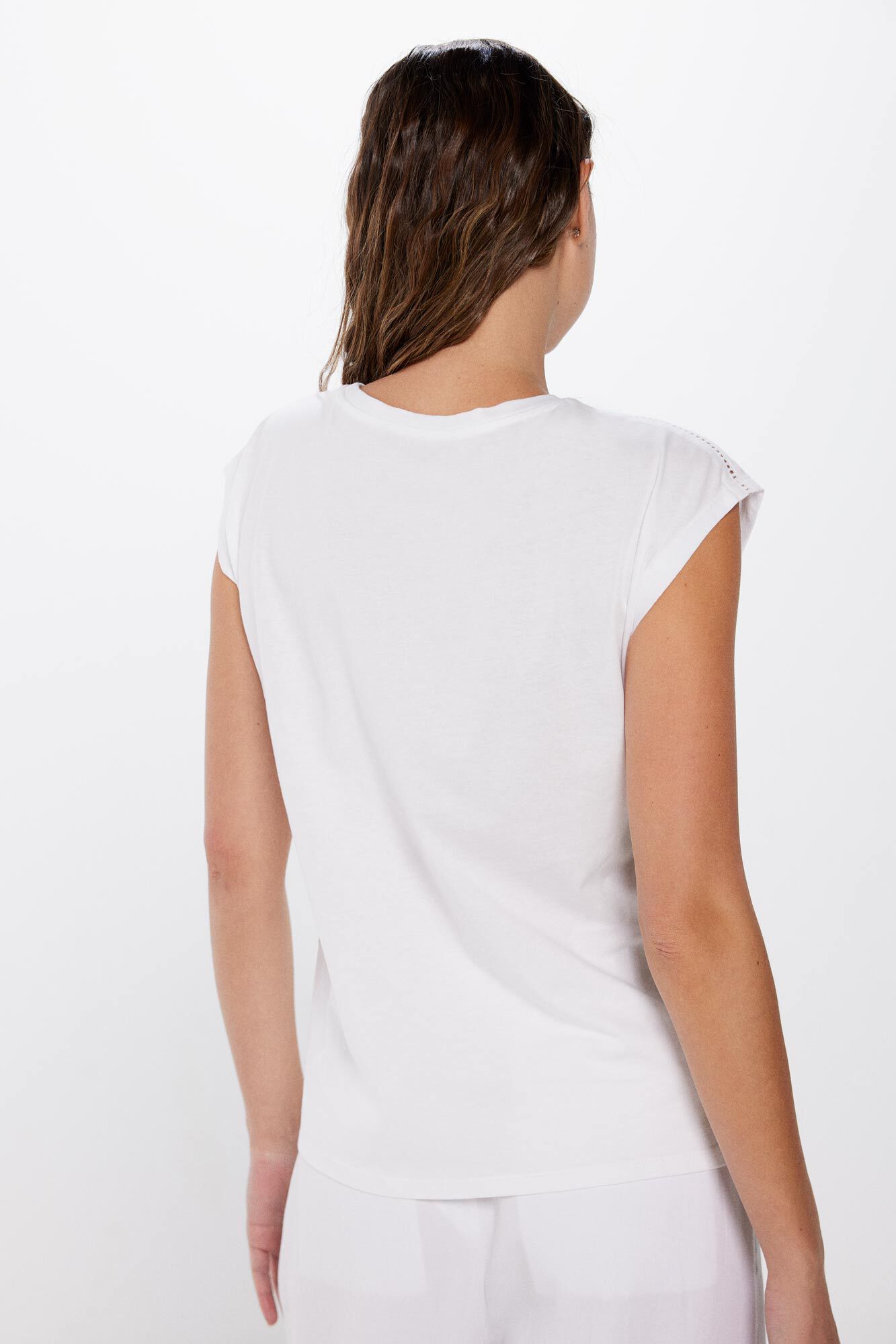 Springfield Playera gr&aacute;fica mano f&aacute;tima natural