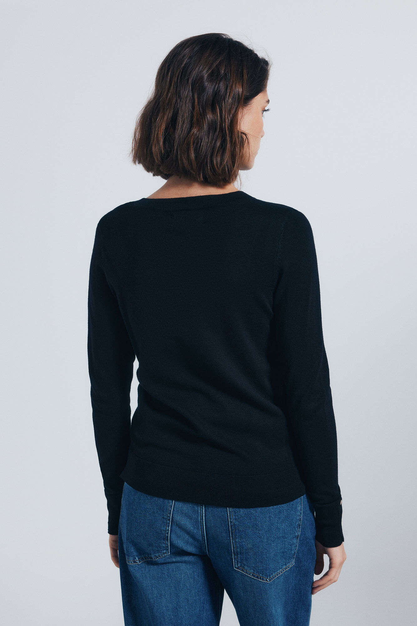 Springfield Su&eacute;ter fino botones pu&ntilde;os negro