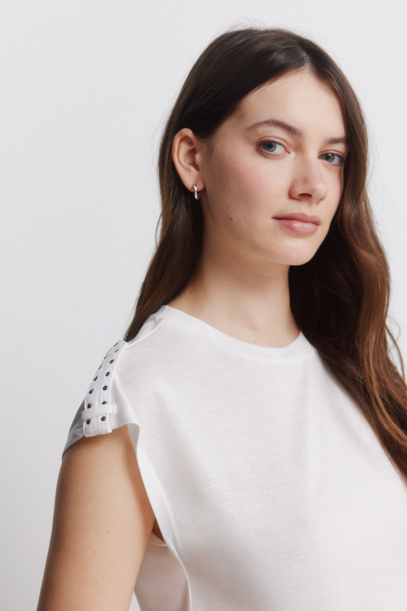 Springfield Playera b&aacute;sica con tachas blanco