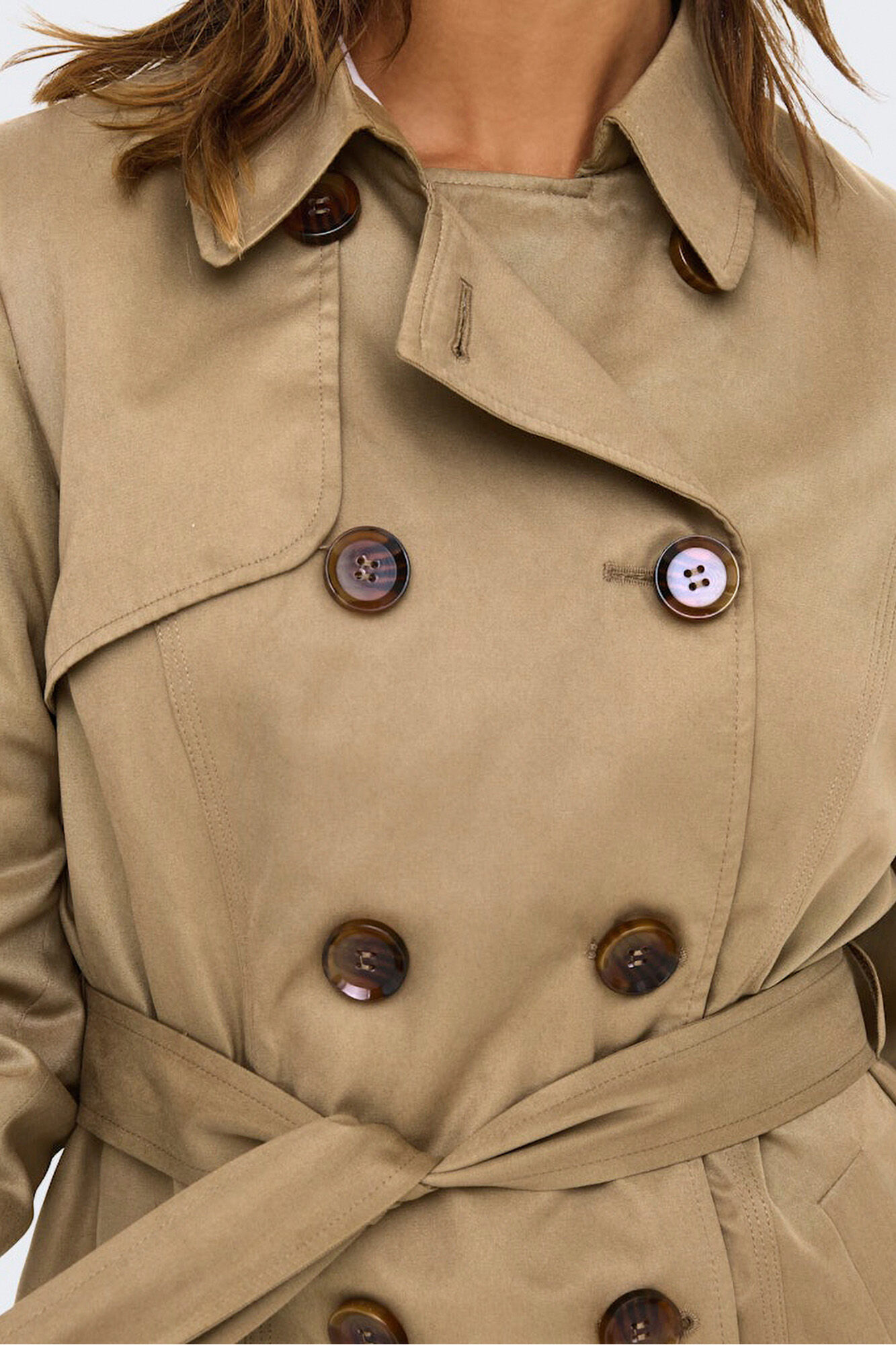 Only Gabardina midi con cintur&oacute;n caf&eacute;